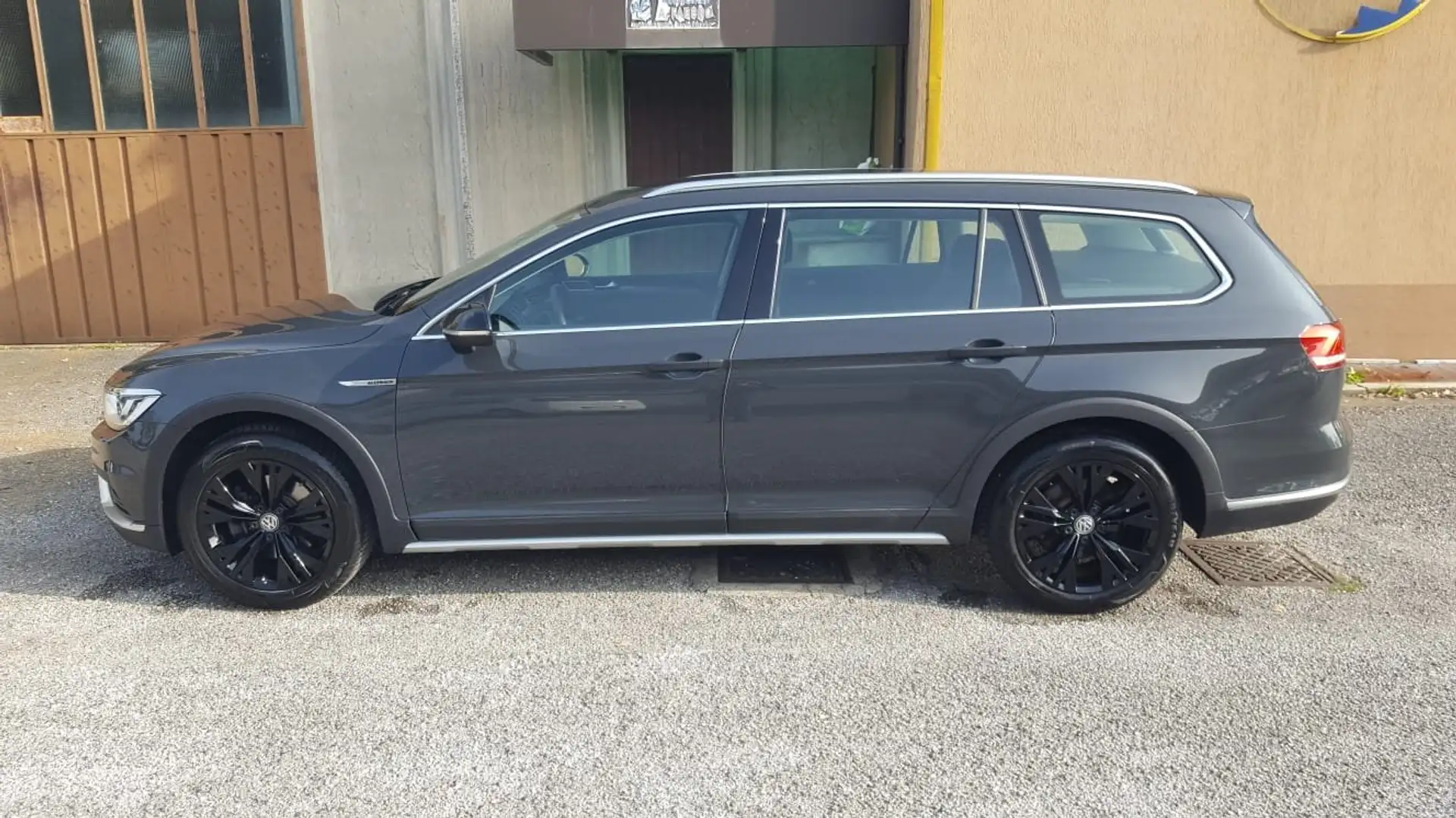 Volkswagen Passat 2.0 tdi ALLTRACK FULL OPTIONAL Blu/Azzurro - 2