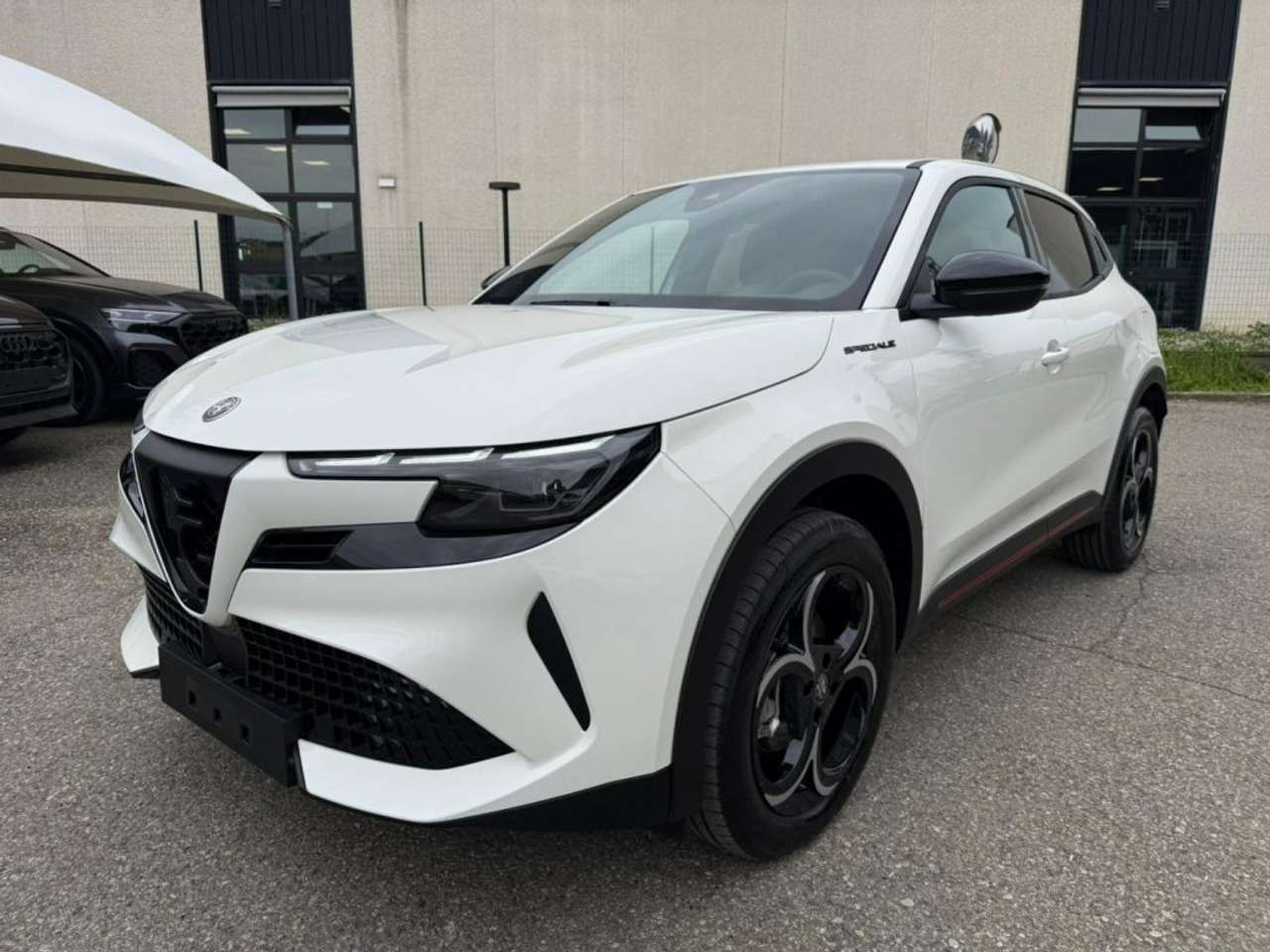 Alfa Romeo Junior 1.2 145CV Hybrid eDCT6 Speciale NAVI - LED - 18