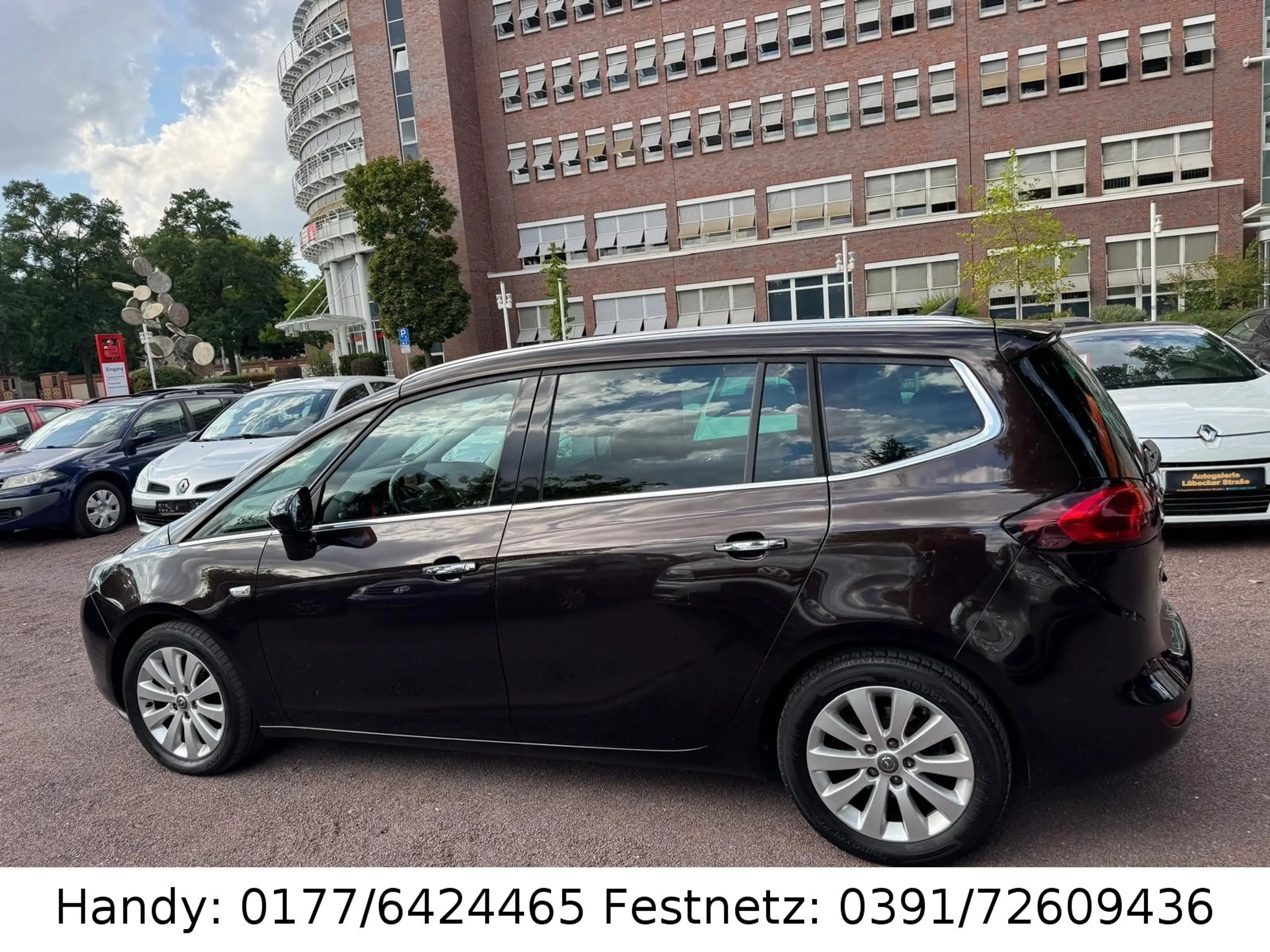Opel Zafira Tourer 1.4 Turbo AUTOMATIK/XENON/NAVI/7-S — photo 3