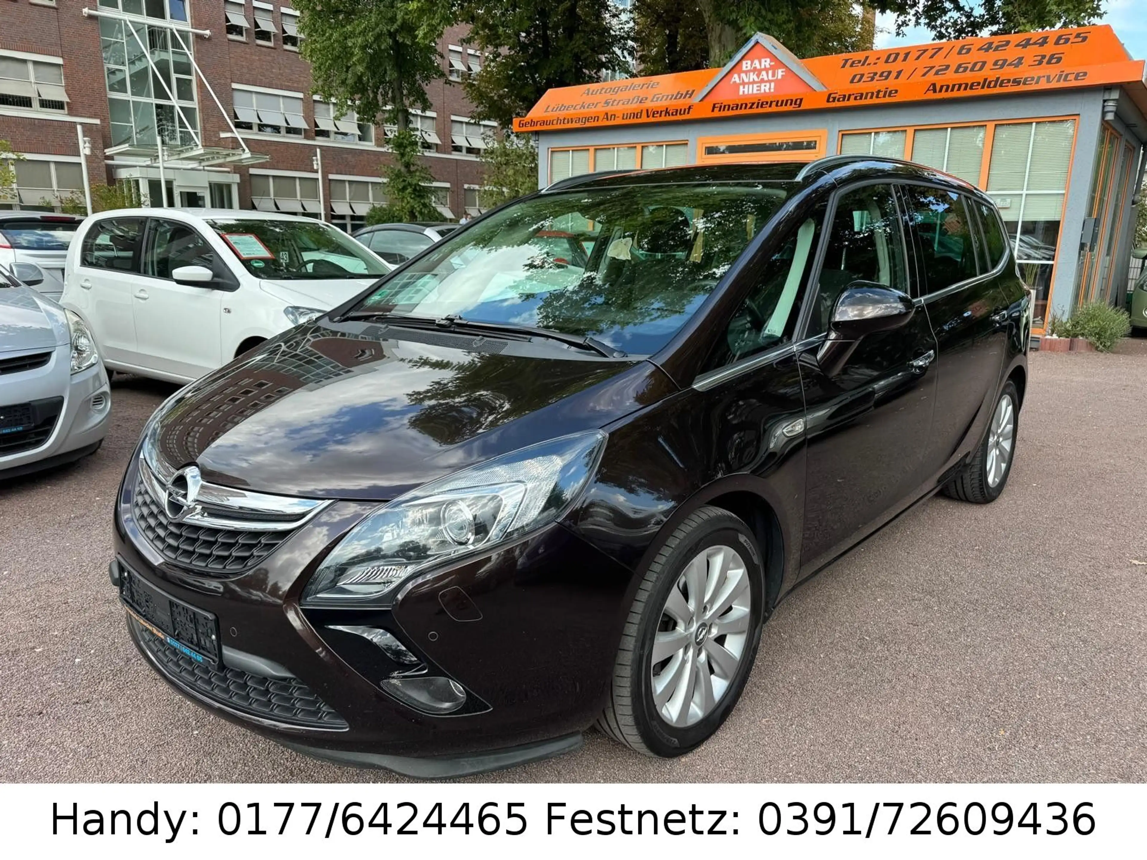 Opel Zafira Tourer 1.4 Turbo AUTOMATIK/XENON/NAVI/7-S