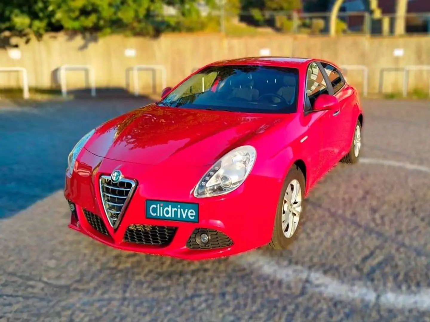 Alfa Romeo Giulietta 1.6JTDm Distinctive Rojo - 2