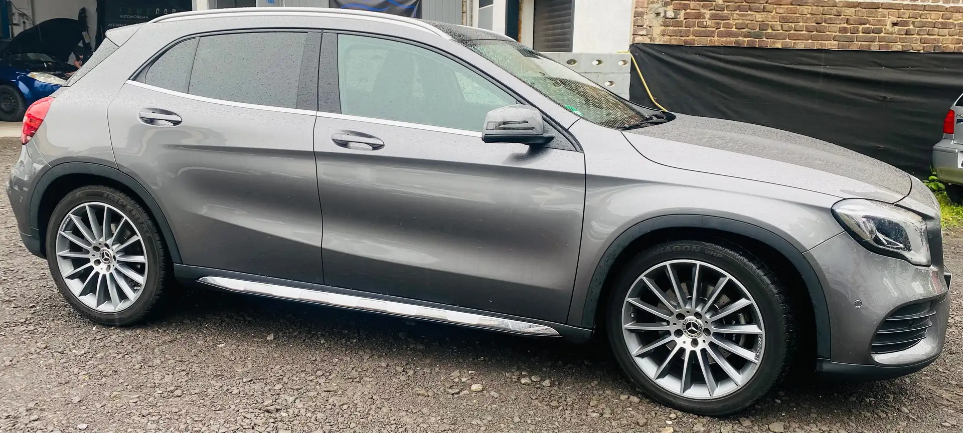 Mercedes-Benz GLA 250 4Matic GLA -Klasse / ALLRAD / SCHECKHEFT /  AMG Grau - 1