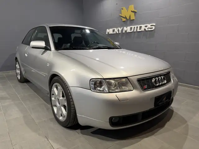 Audi S3 1.8 quattro