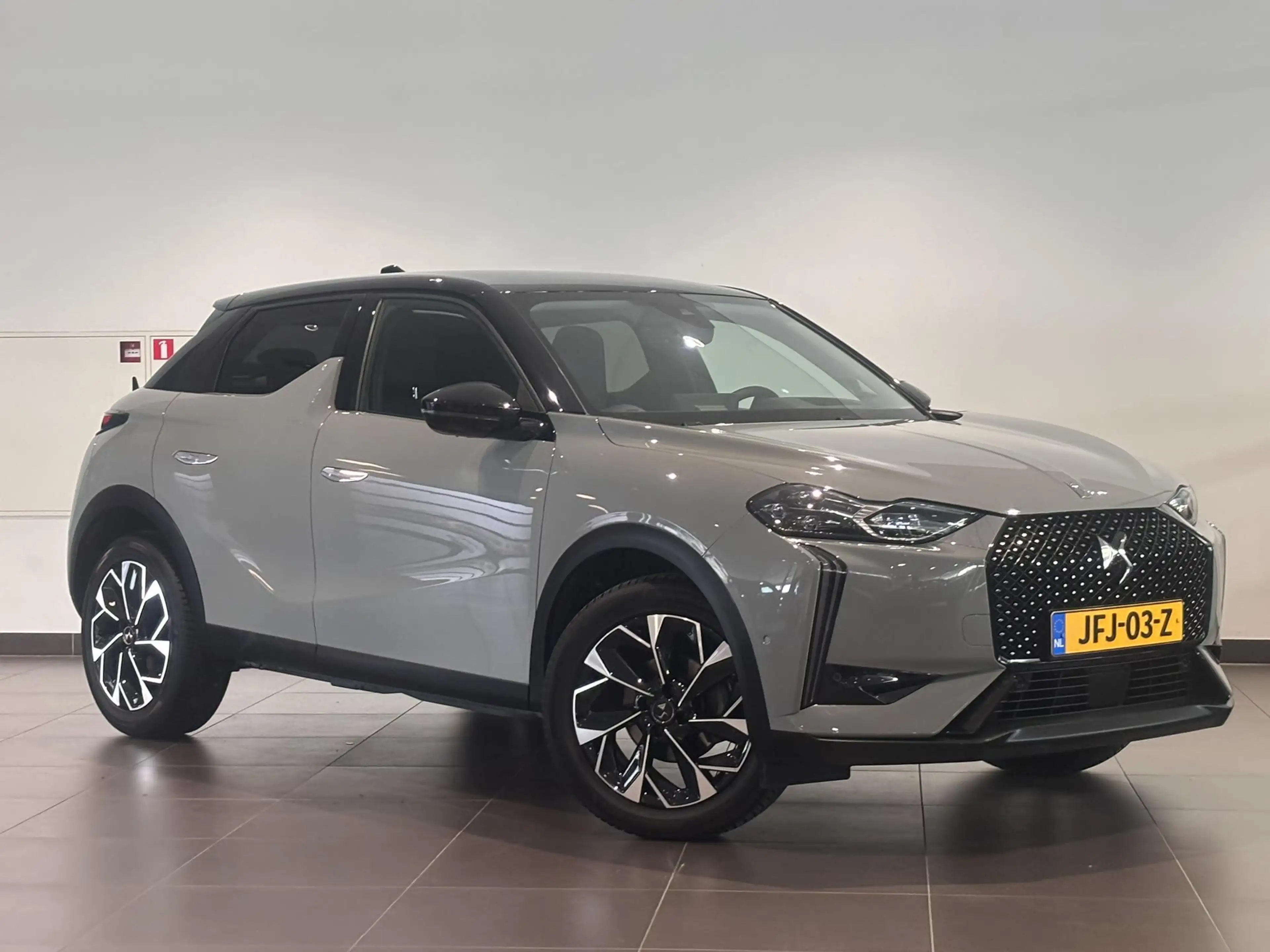 DS Automobiles DS 3 Opèra 1.2 Turbo 130pk EAT8 | MATRIX LED | SMART KE — photo 4