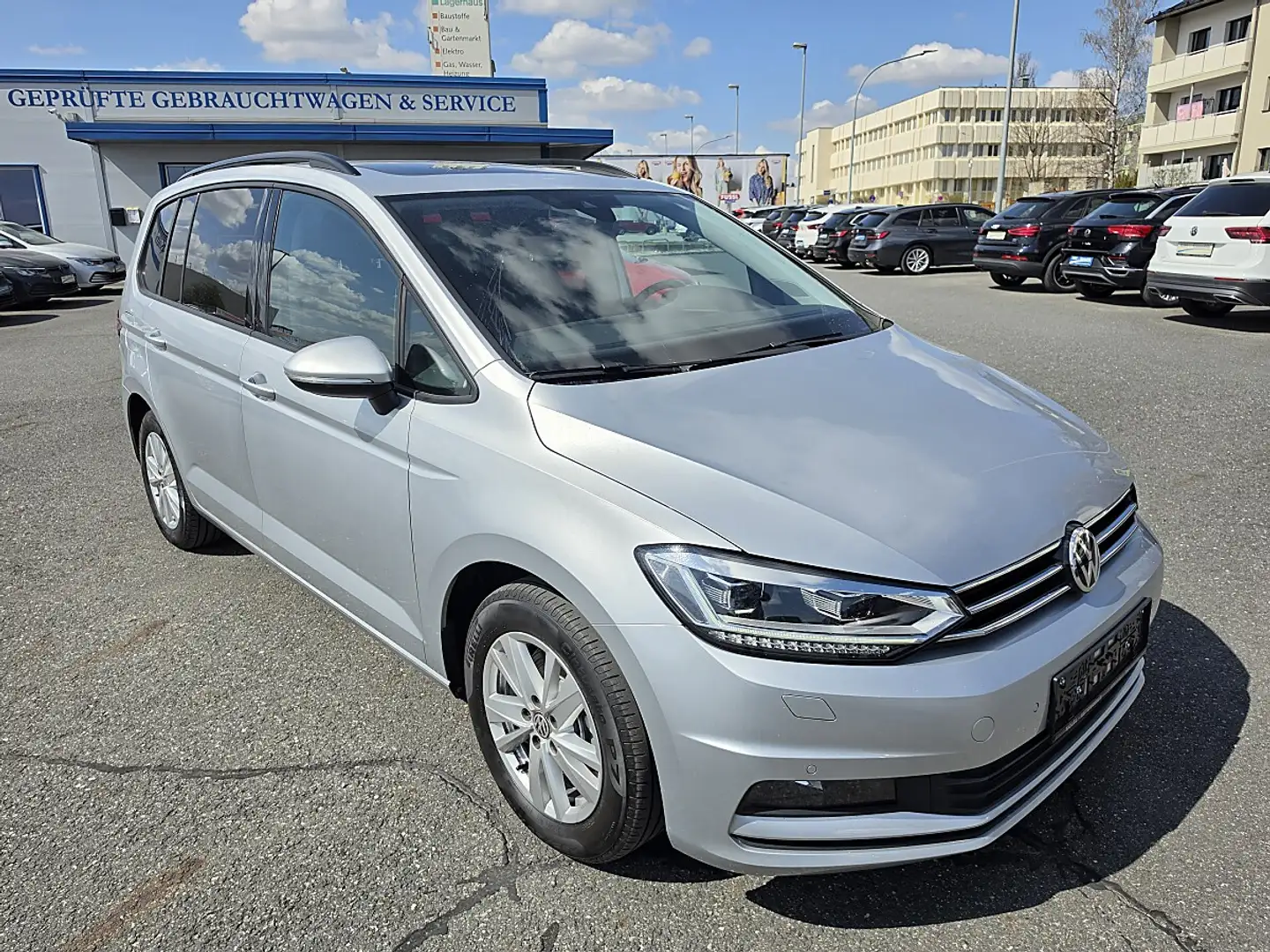Volkswagen Touran Sky 2,0 TDI SCR DSG Grau - 1