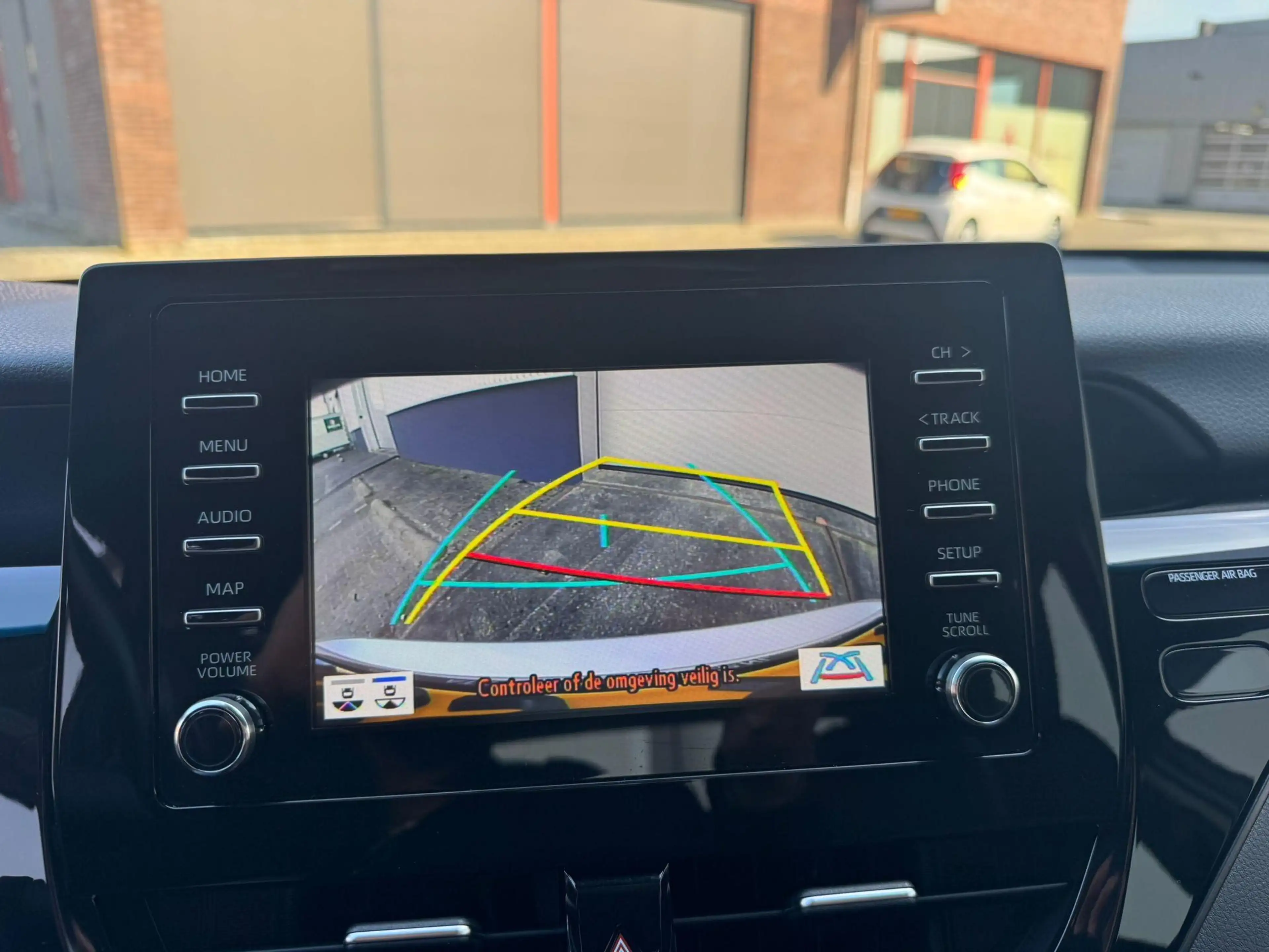 Toyota Camry 2.5 Hybrid Business Leder — photo 10