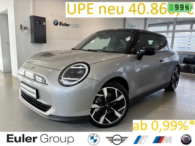 MINI Favoured Paket-M Pano JCW-Sitze 18'' HUD