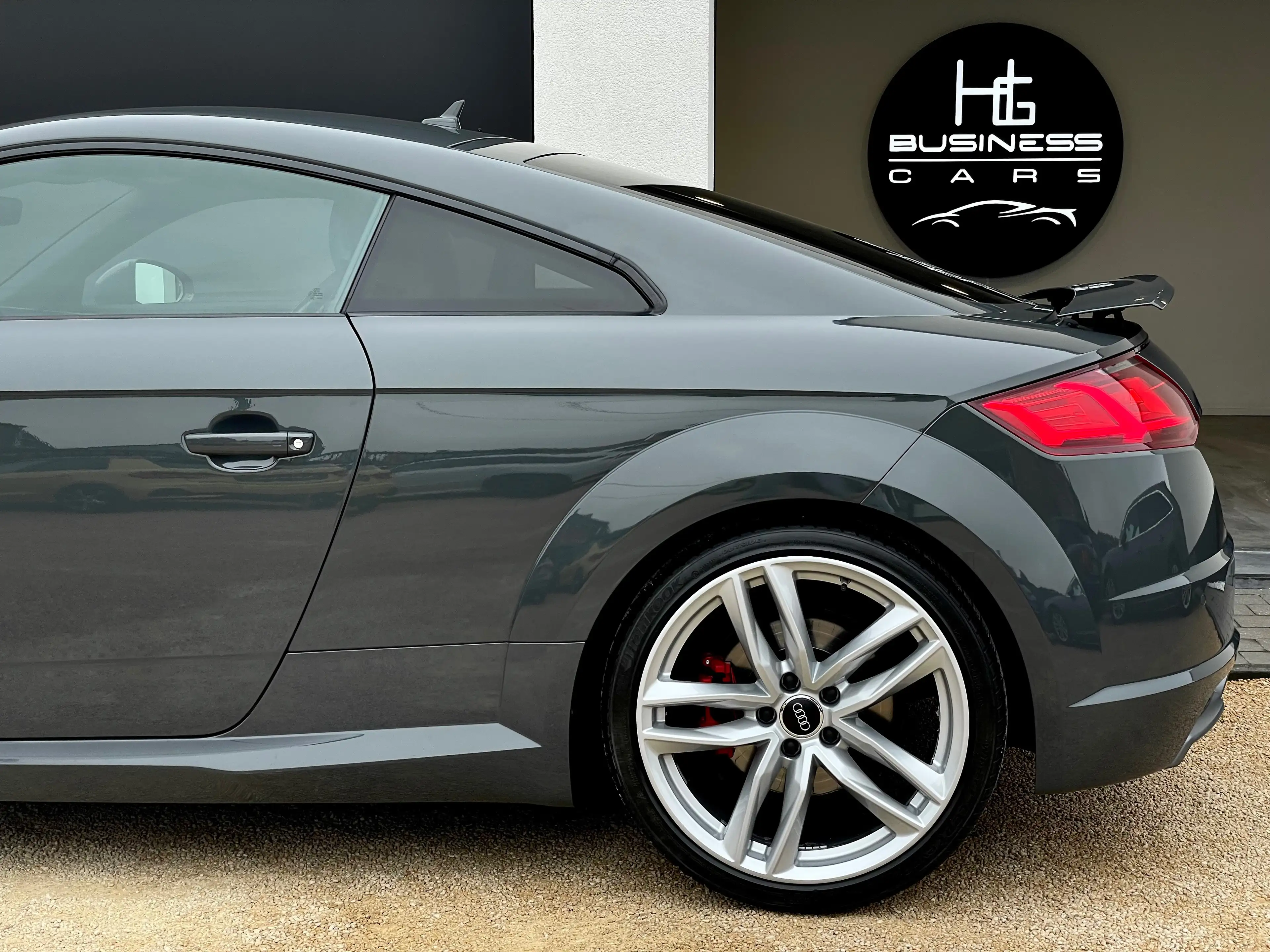 Audi TT 2.0 TFSI/ 3X S-LINE/ QUATTRO/ S-TRONIC/ LED MATRIX/ ALCANTARA — photo 14