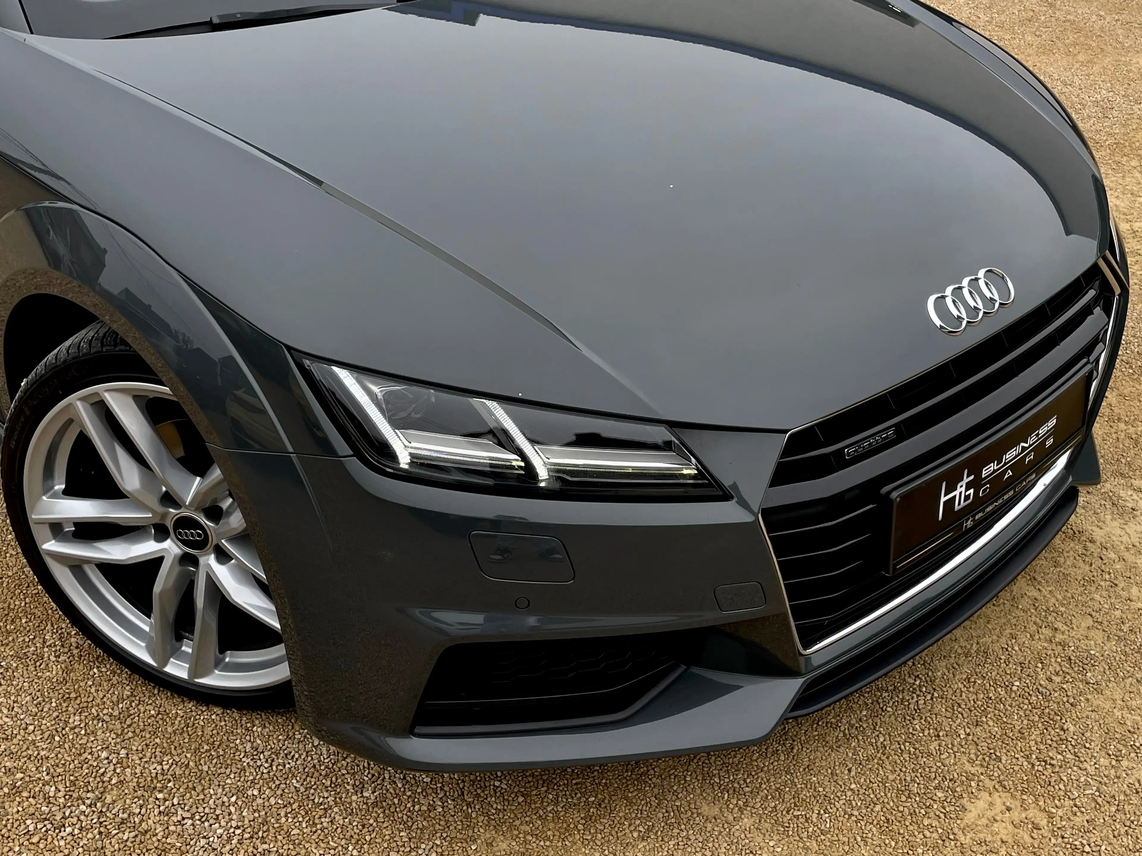 Audi TT 2.0 TFSI/ 3X S-LINE/ QUATTRO/ S-TRONIC/ LED MATRIX/ ALCANTARA — photo 8