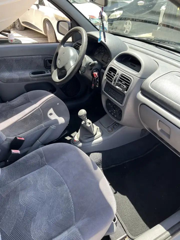 Renault Clio 1.9 dTi MTV, foto 2
