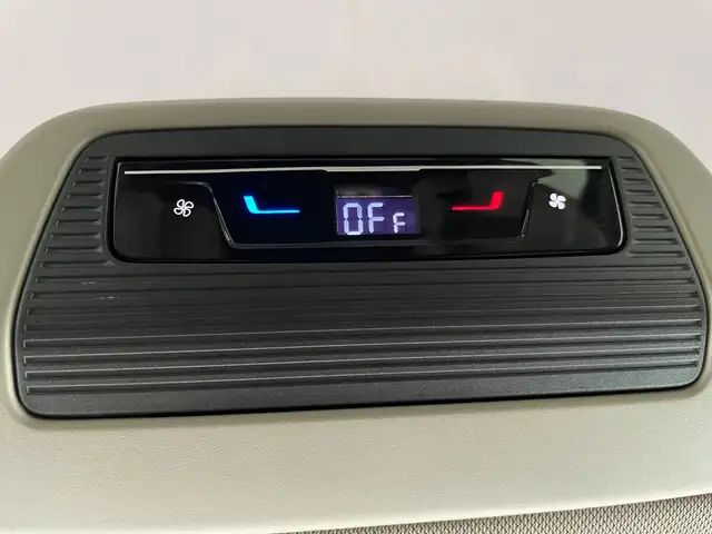 Volkswagen T7 Multivan VW T7 Multivan Business ÜH TDI Ansicht 31