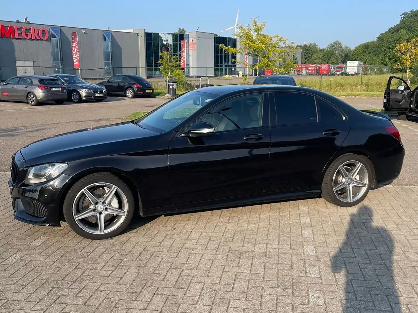 Mercedes-Benz C 220 C 220 (BlueTEC) d 7G-TRONIC AMG Line Zwart - 2