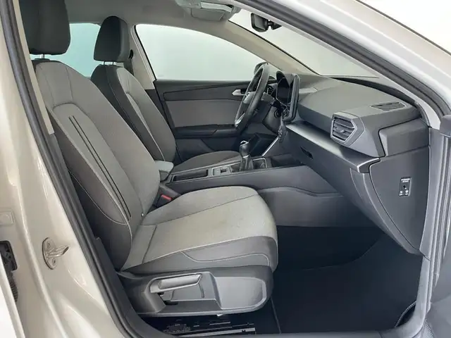 Seat Leon view 5