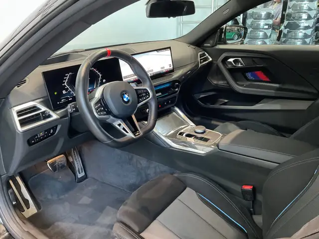 BMW 2 Series view 3