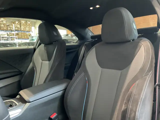 BMW 2 Series view 7
