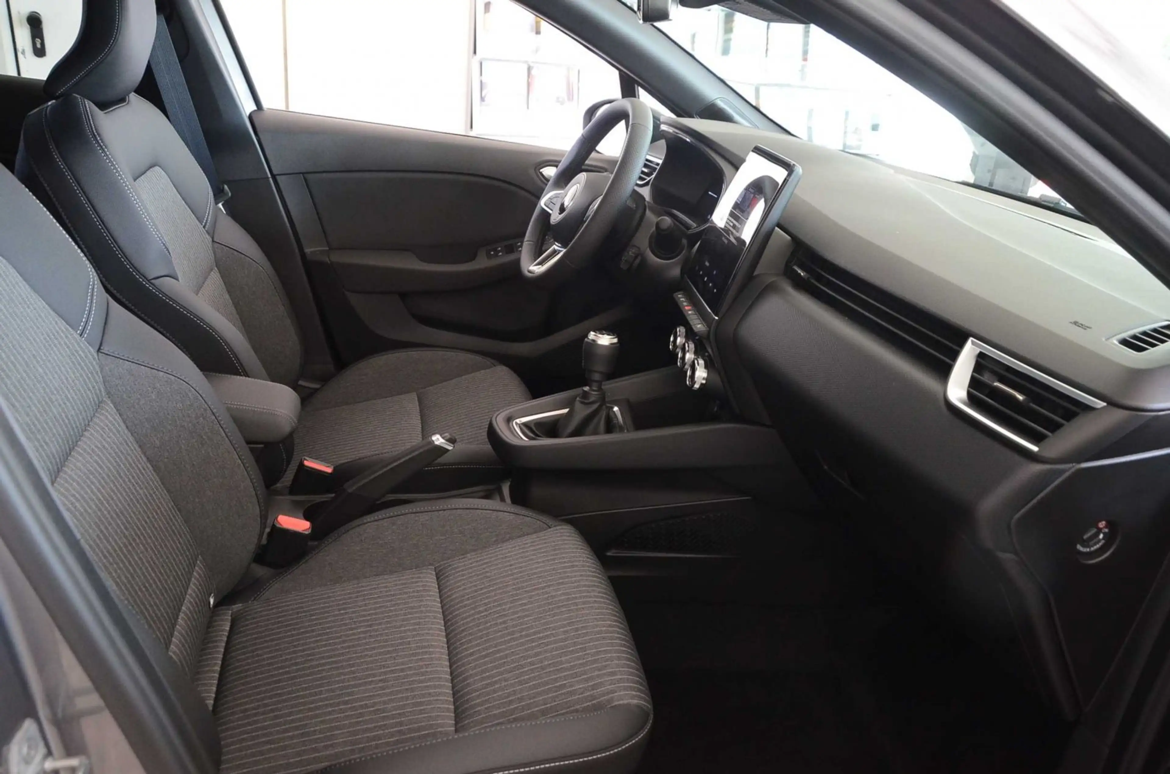 Mitsubishi Colt EDITION 1.0 T-Benziner 6 MT Tageszulassung — photo 5