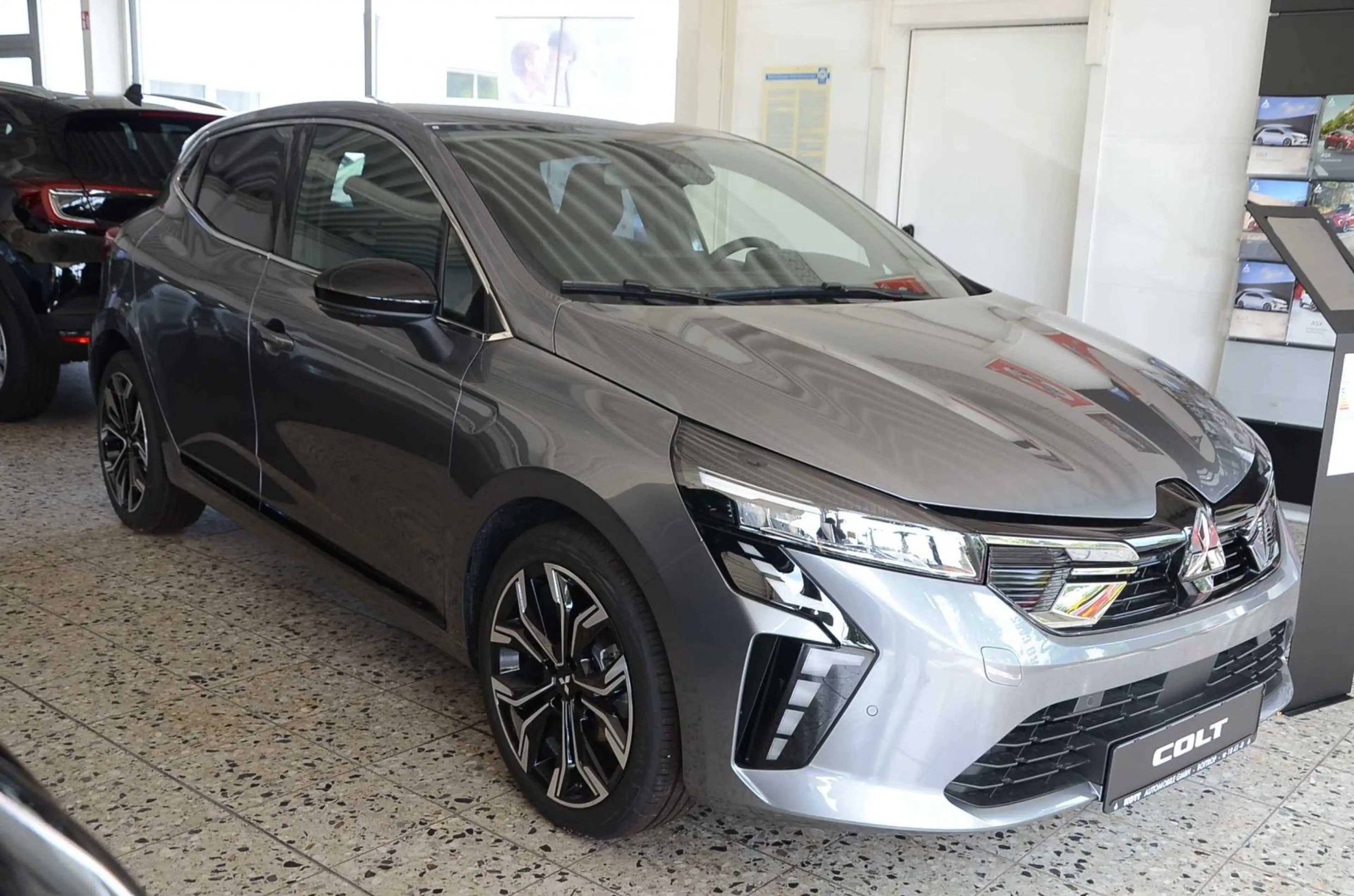 Mitsubishi Colt EDITION 1.0 T-Benziner 6 MT Tageszulassung — photo 3