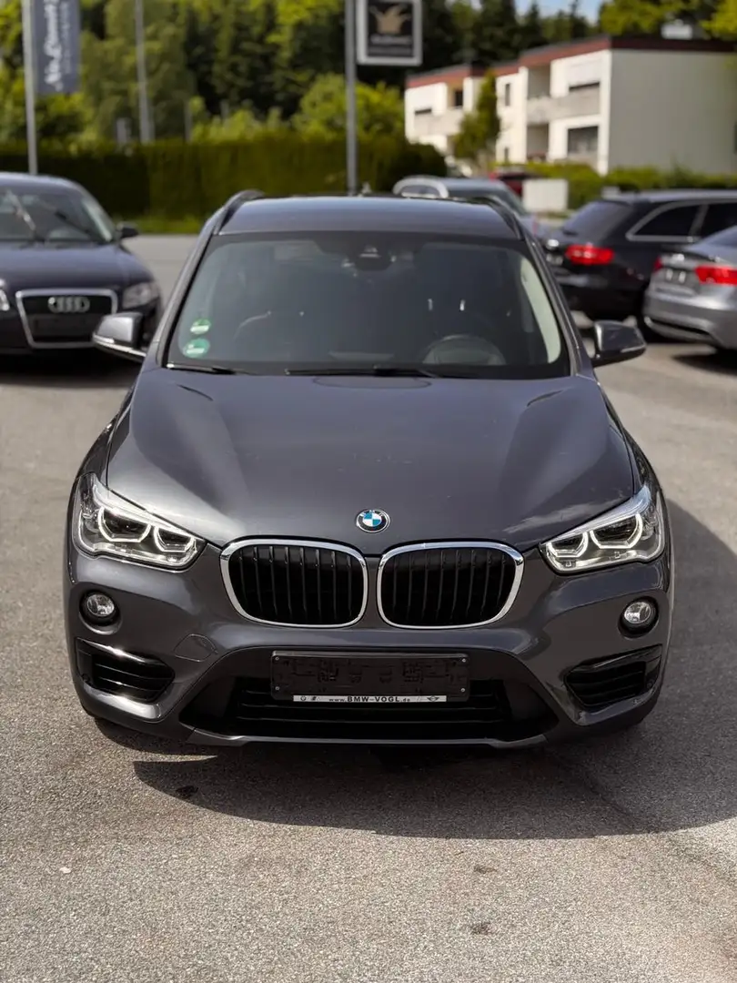 BMW X1 Baureihe X1 xDrive 20 d Sport Line Grigio - 1
