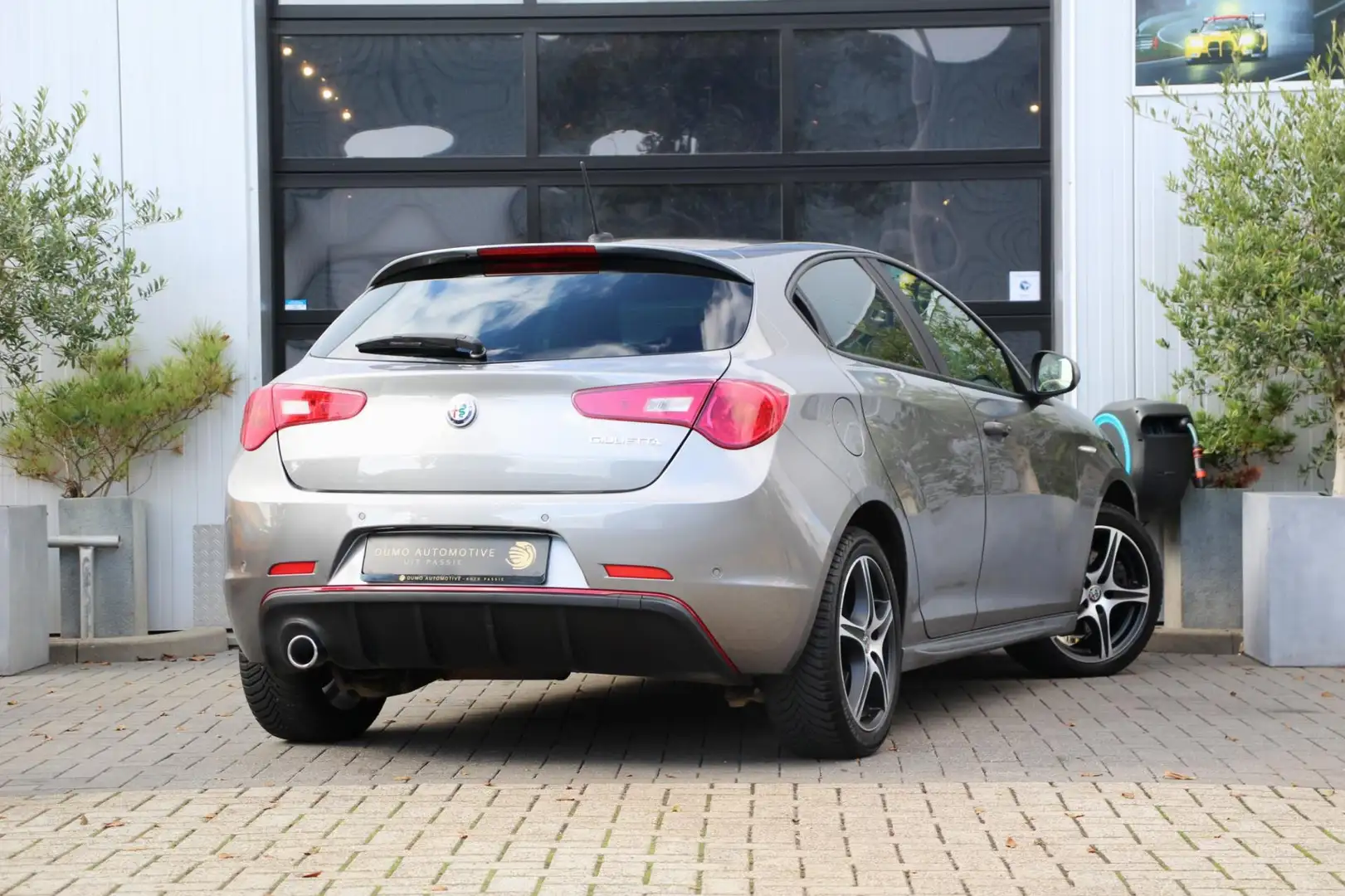 Alfa Romeo Giulietta 1.4 Turbo MultiAir Veloce TCT - NAVI - CRUISE - UC Grau - 2