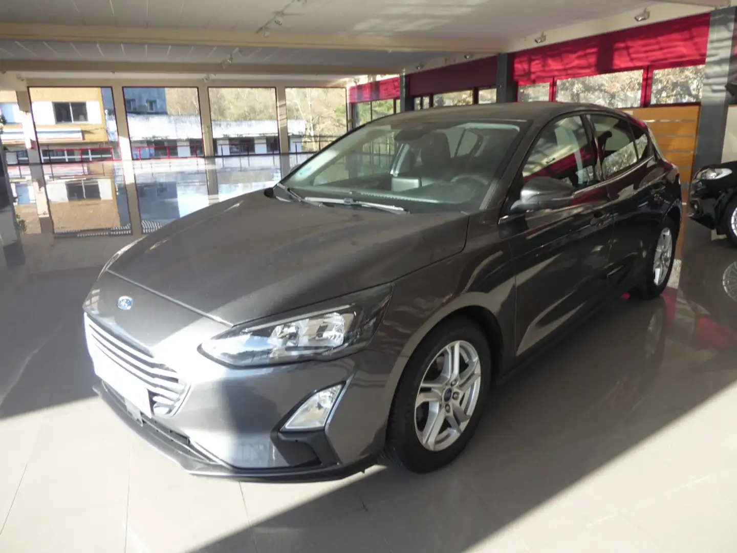 Ford Focus 1.5Ecoblue Trend+ 120 Grau - 2