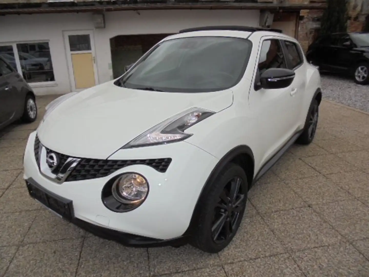 Nissan Juke 1,2 F15/E/E03 Blanc - 1