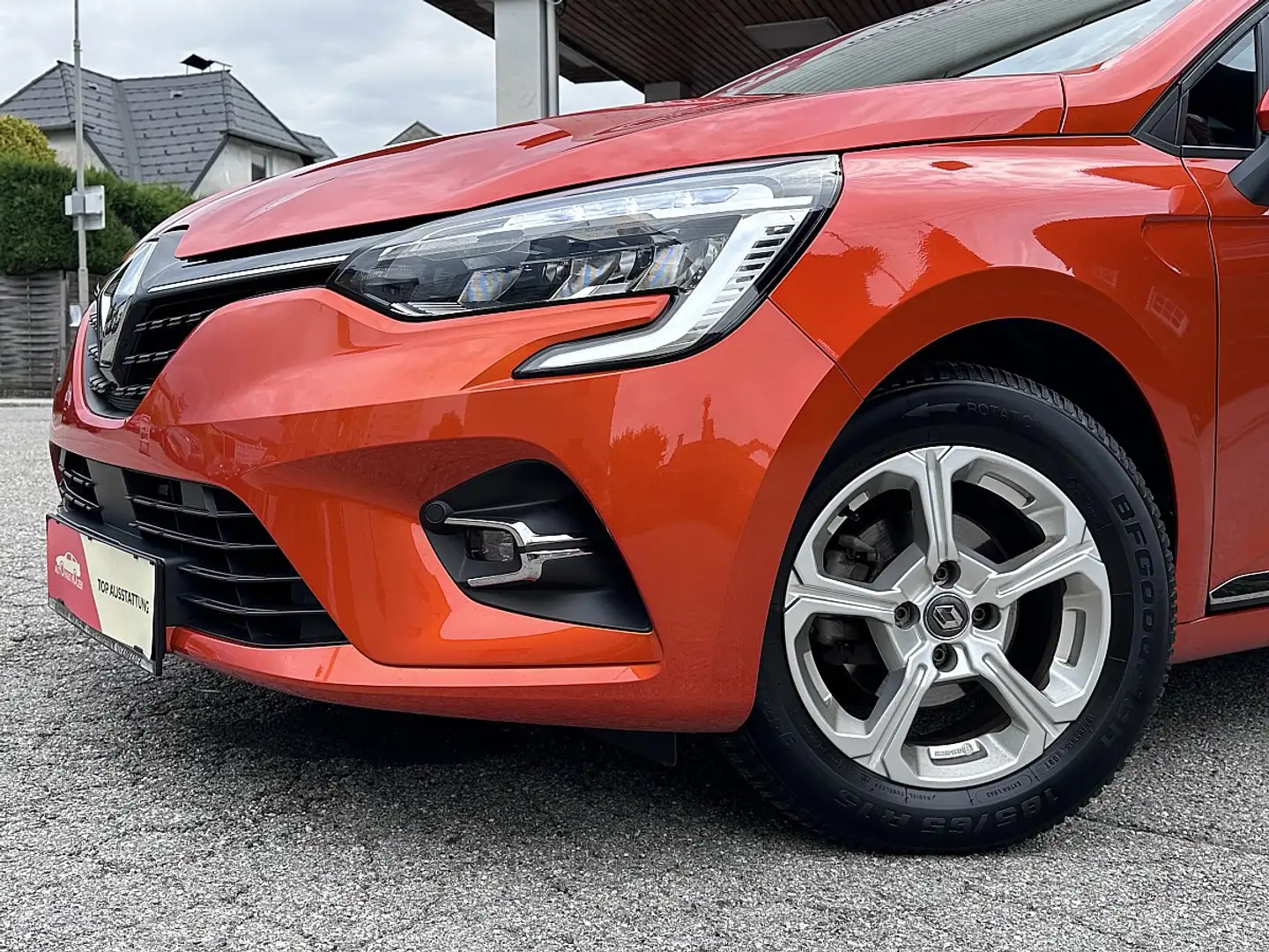 Renault Clio Zen TCe 100 *LED, NAVI, Tempomat* Orange - 2