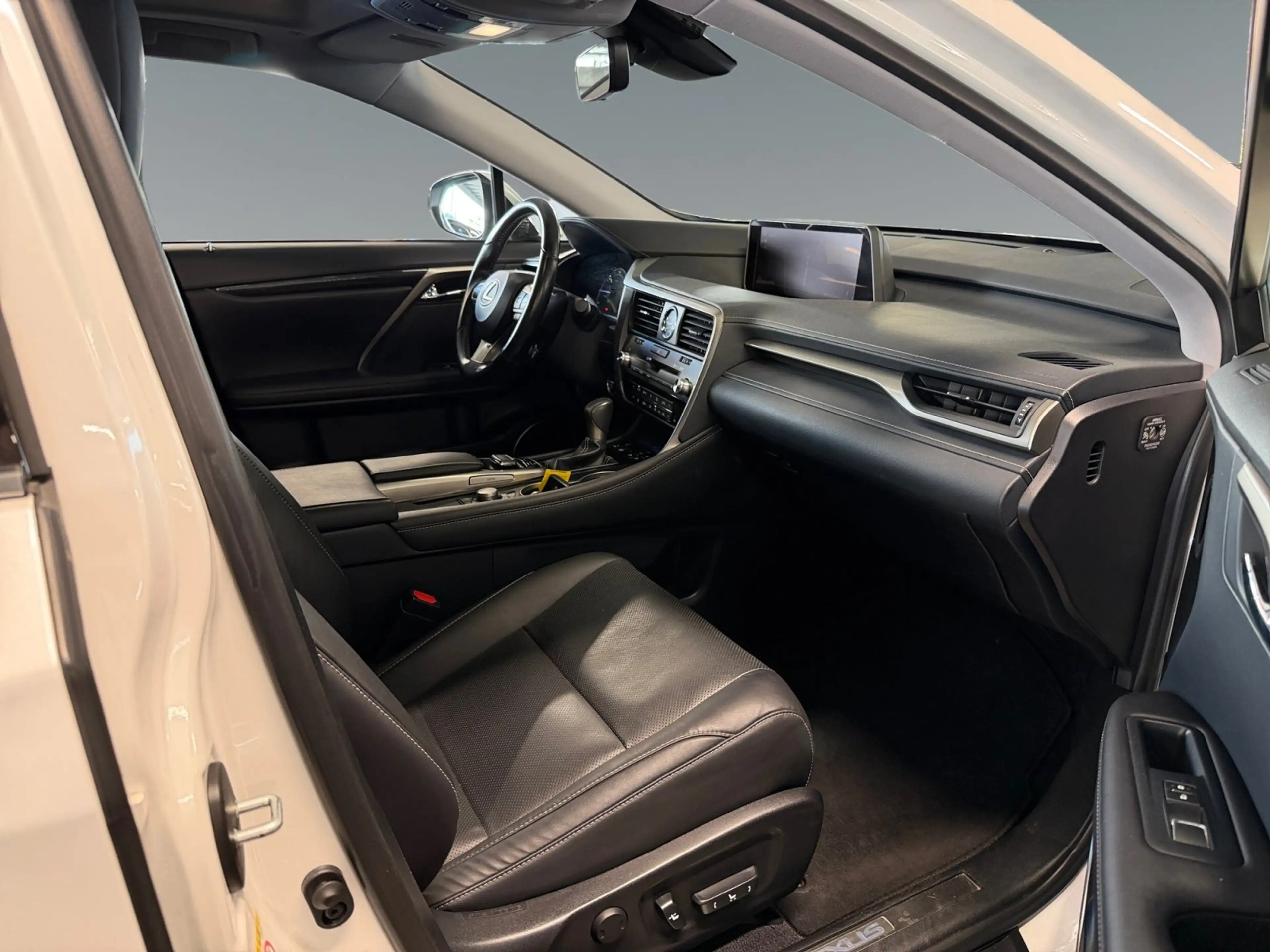 Lexus RX 450h Executive Line +360 Kamera+Navi+Pano+ — photo 15