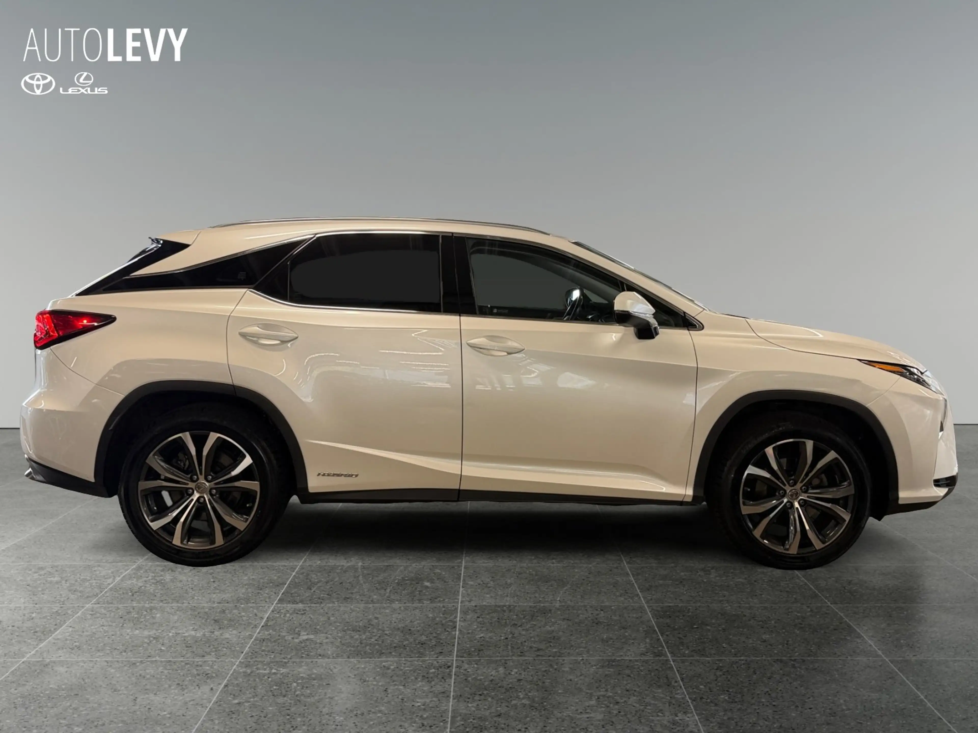 Lexus RX 450h Executive Line +360 Kamera+Navi+Pano+ — photo 7