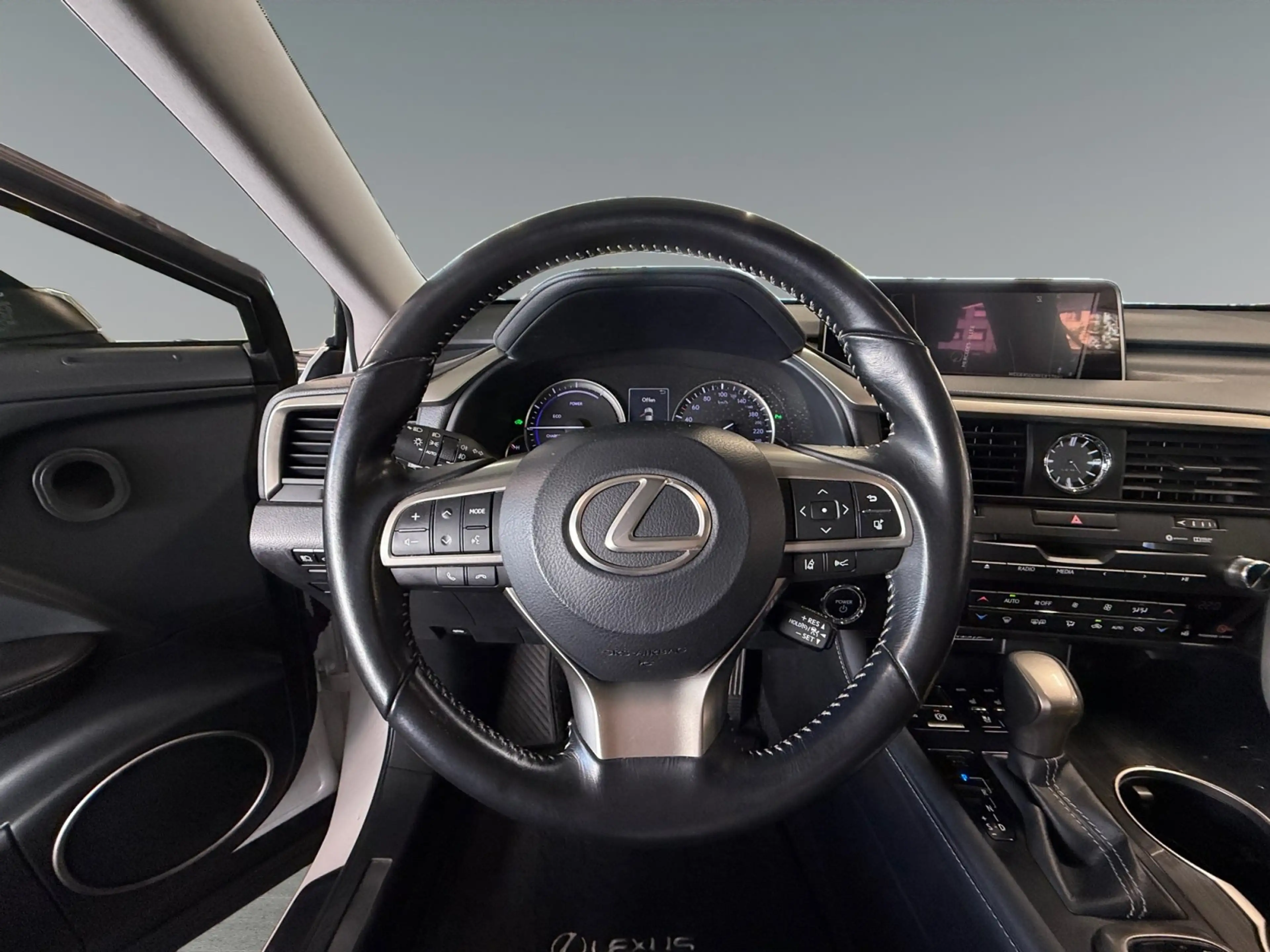 Lexus RX 450h Executive Line +360 Kamera+Navi+Pano+ — photo 13