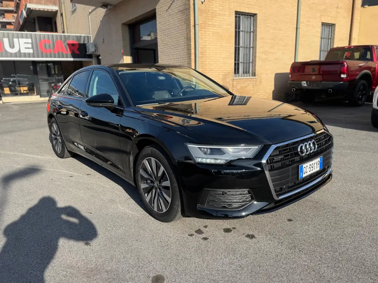 Audi A6 50 2.0 TFSI e quattro ultra S tronic Business Schwarz - 1