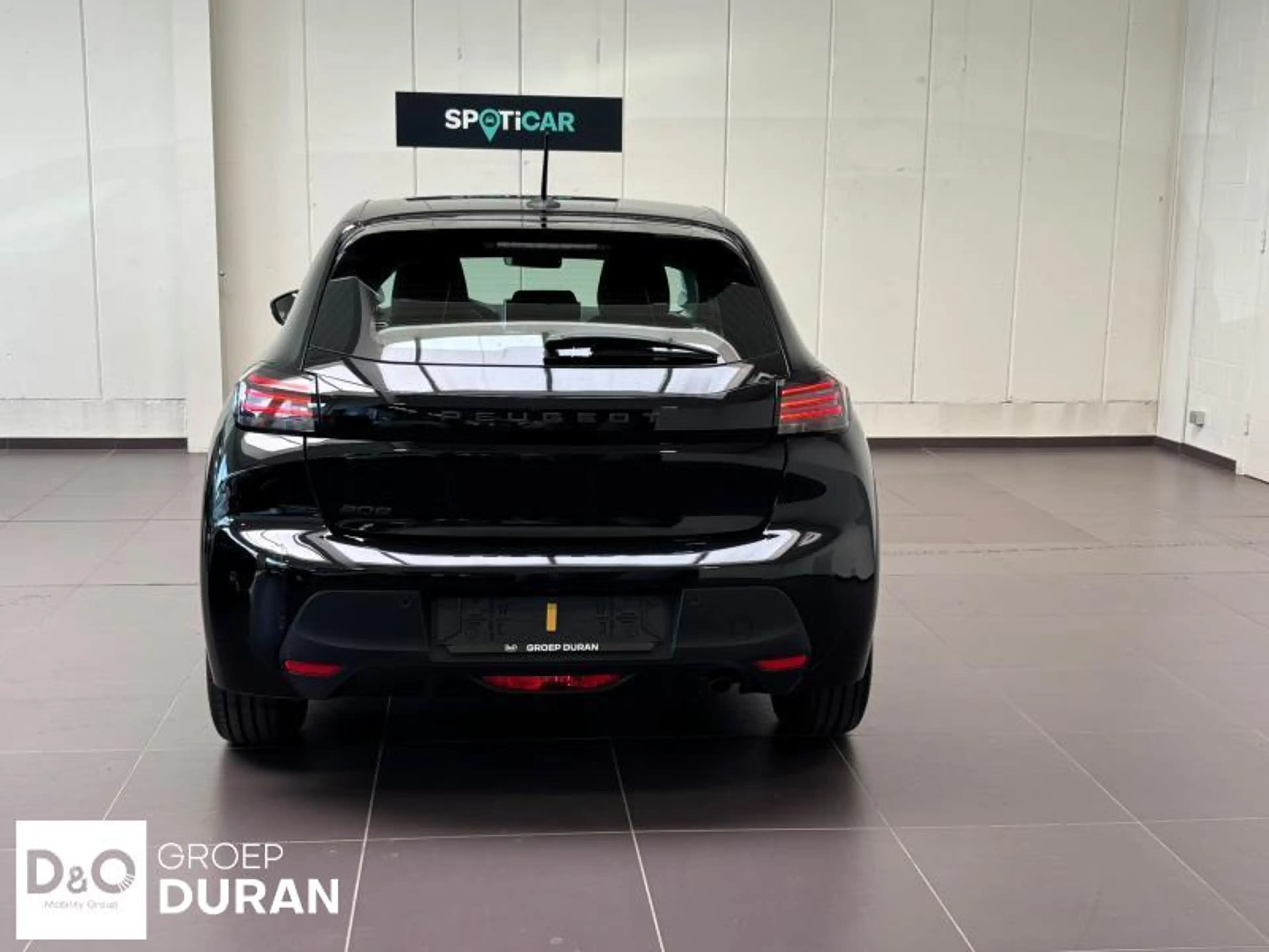 Peugeot 208 Style 1.2 Turbo Man.6 — photo 9