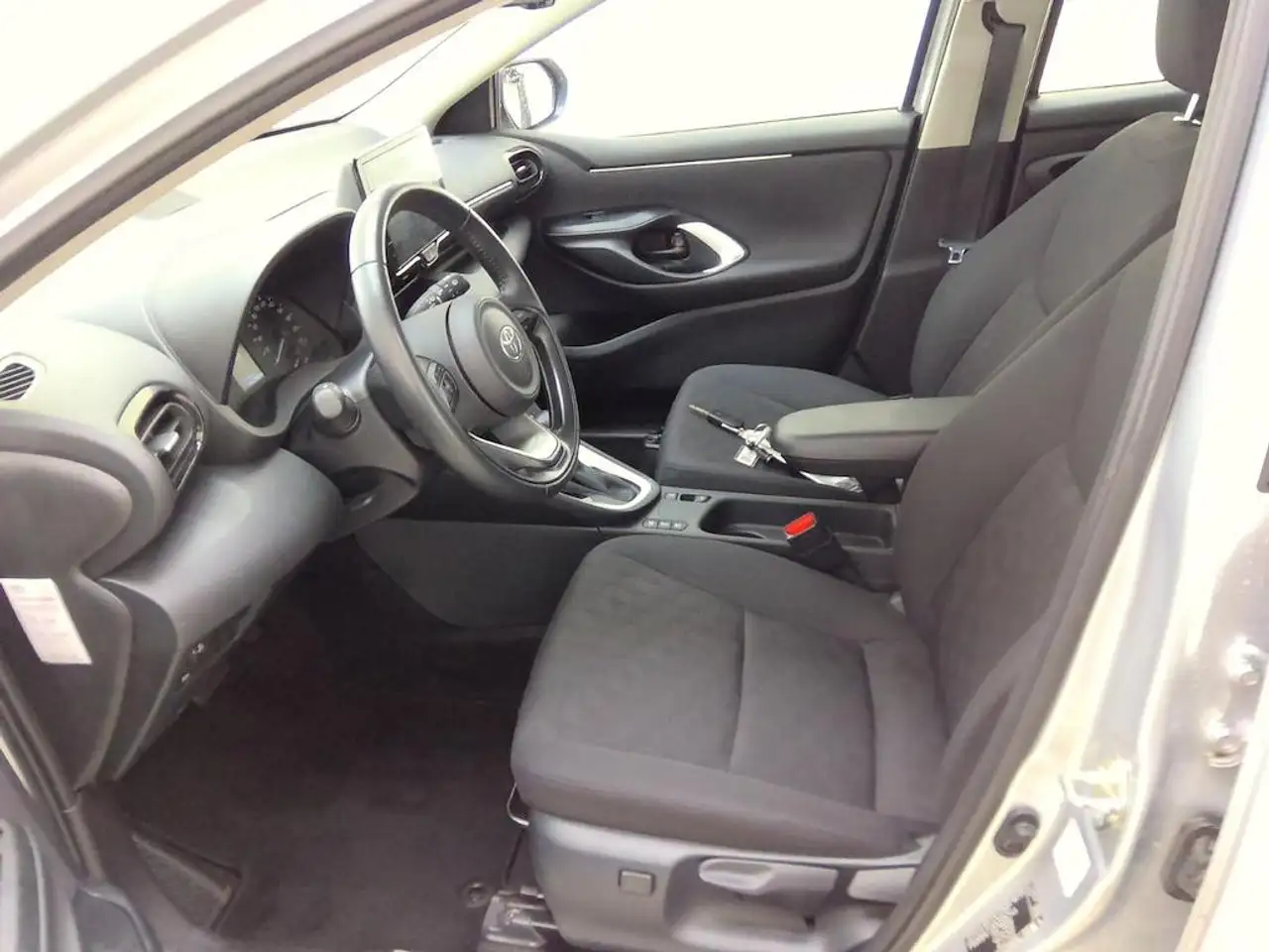 Toyota Yaris 1.5 HYBRID 115 ACTIVE I AUTOMAAT I APPLE CARPLAY I, миниатюра 5