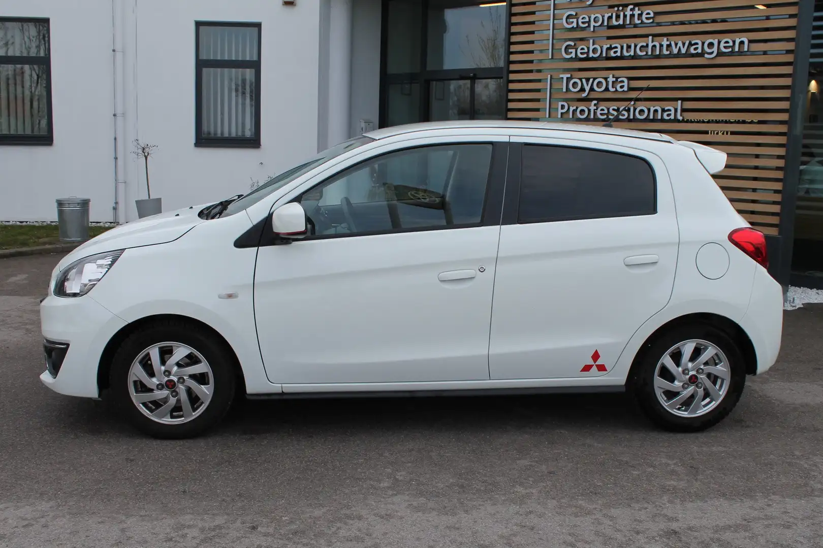 Mitsubishi Space Star 1,2 MIVEC Invite Connect AS&G Weiß - 2
