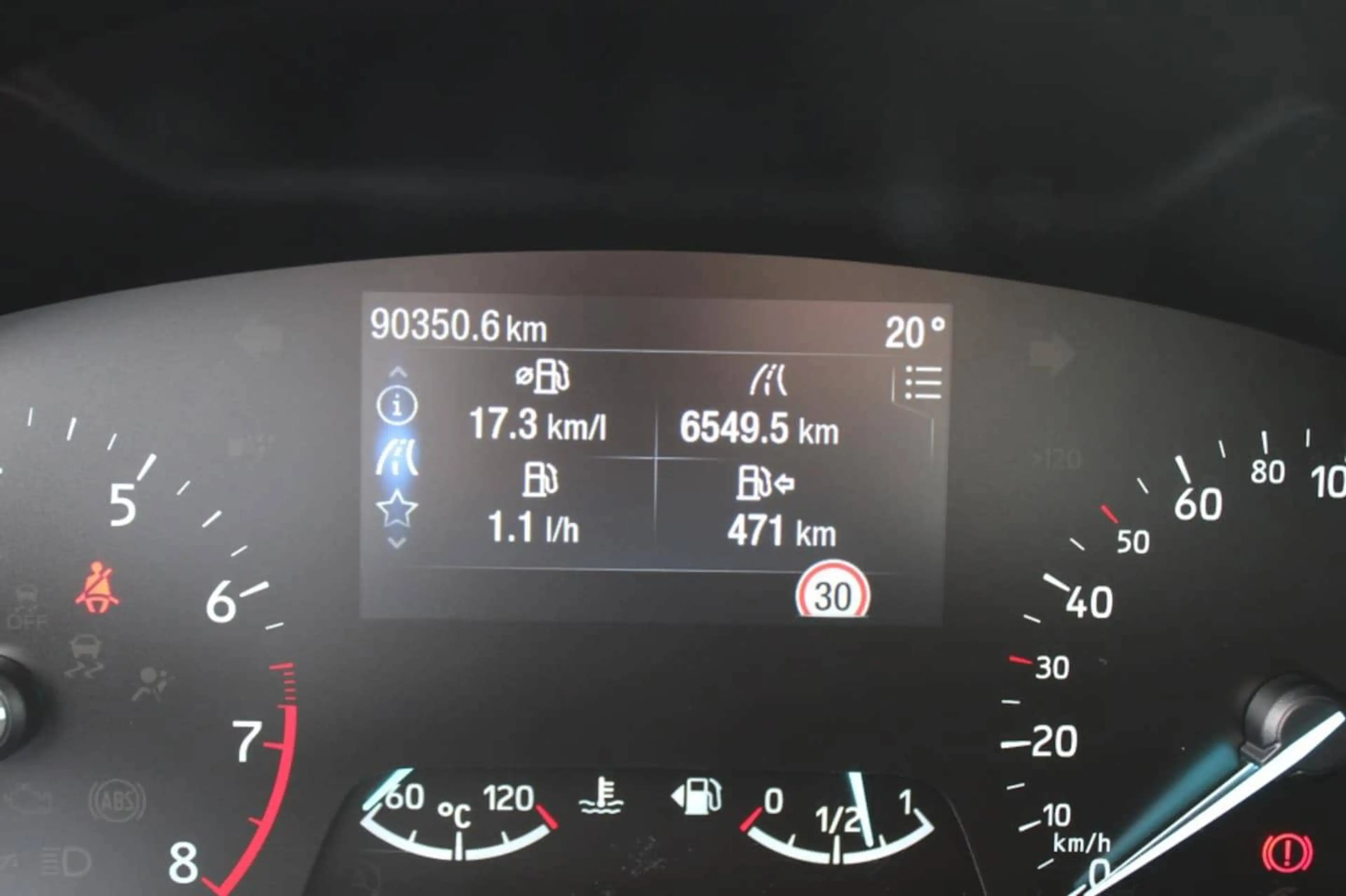 Ford Focus 1.0 EcoBoost Connected Wagon — photo 7