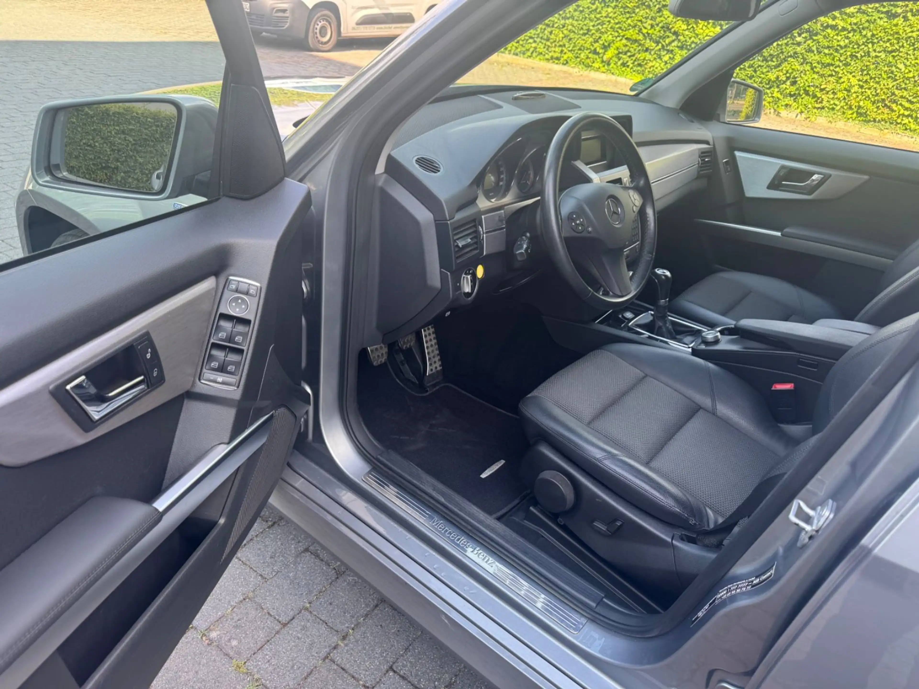 Mercedes-Benz GLK 200 GLK DPF BlueEFFICIENCY — photo 11