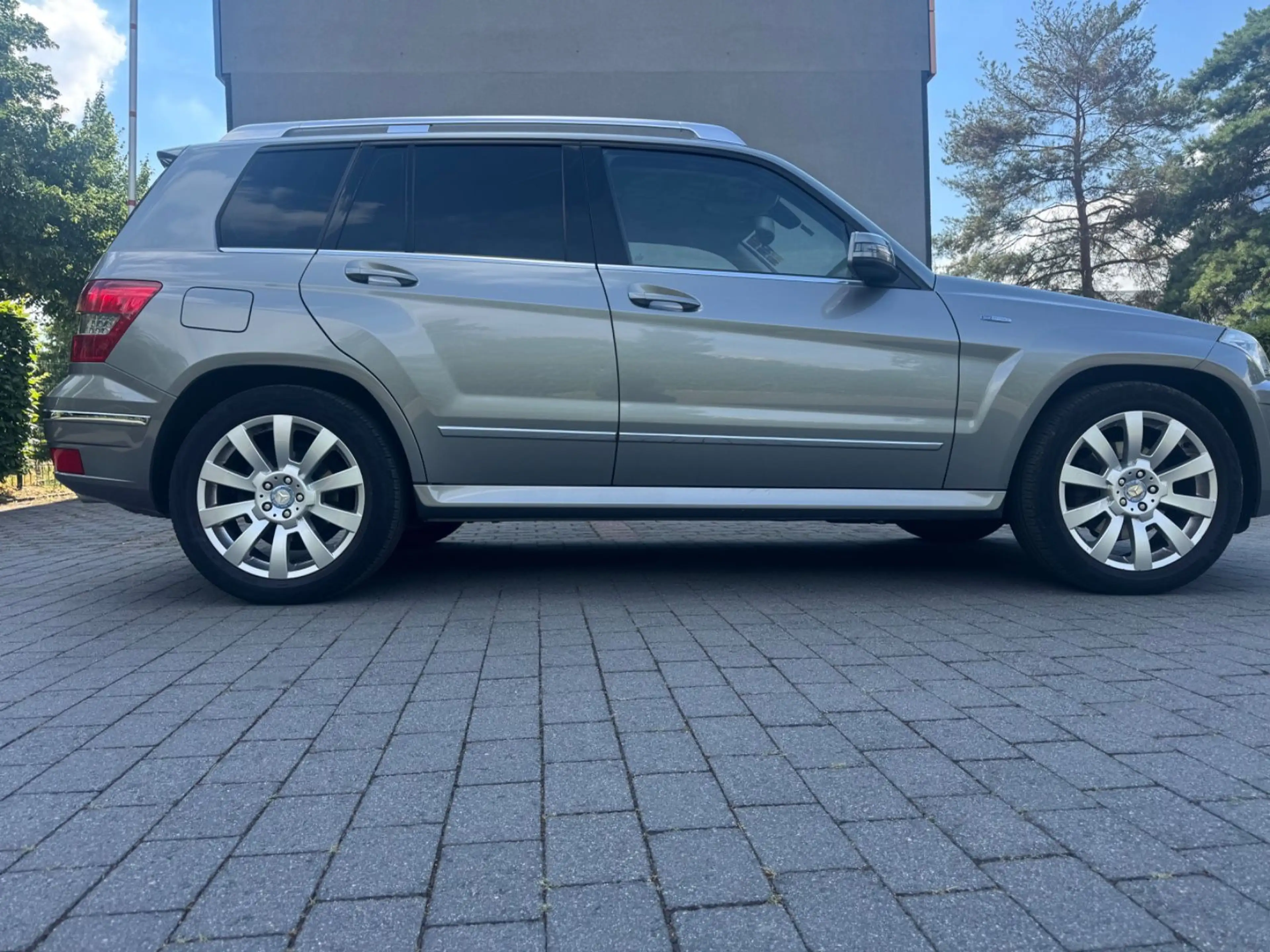 Mercedes-Benz GLK 200 GLK DPF BlueEFFICIENCY — photo 3