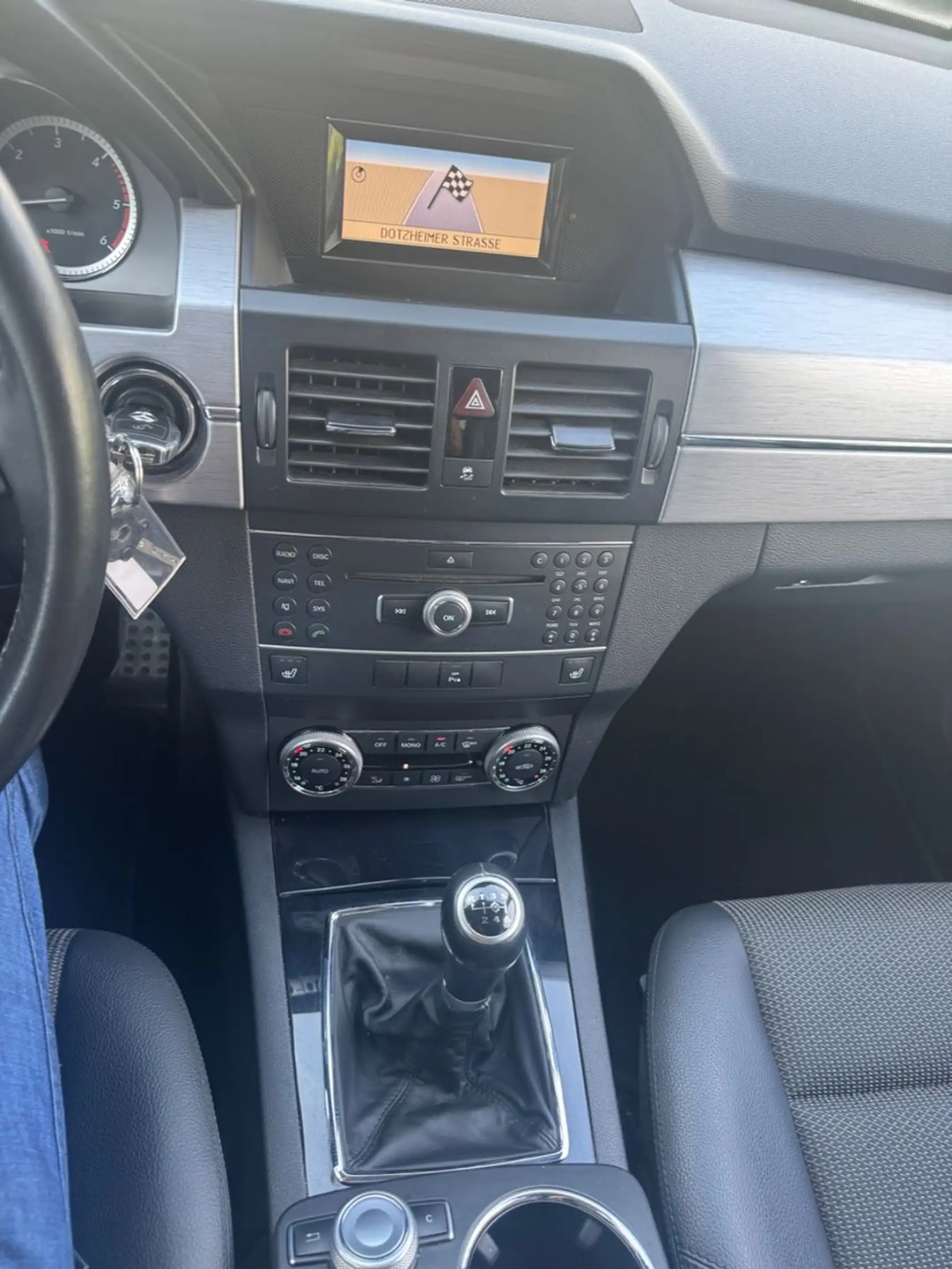 Mercedes-Benz GLK 200 GLK DPF BlueEFFICIENCY — photo 12