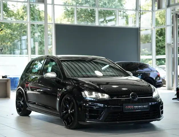 Volkswagen Golf view 7
