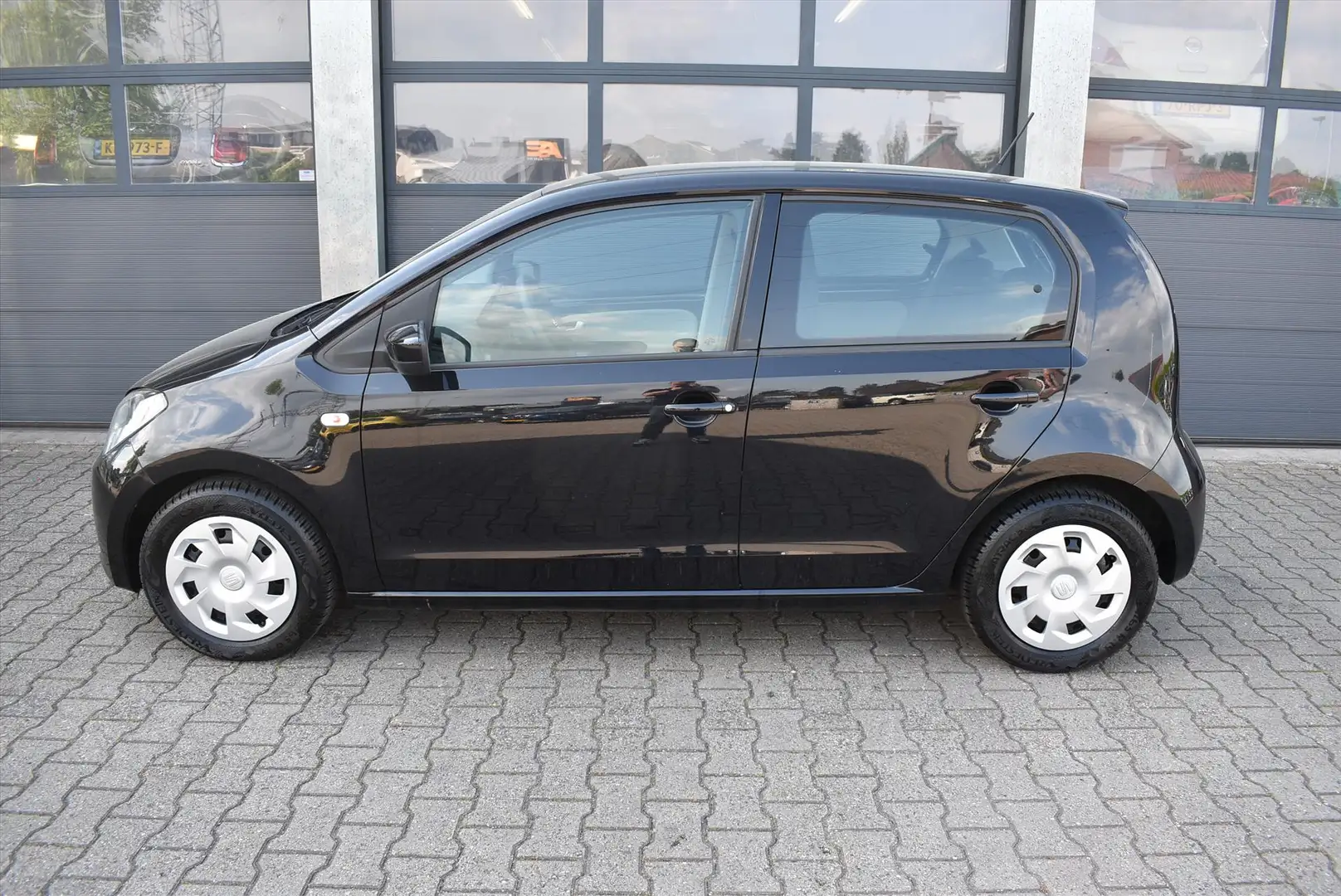 SEAT Mii 1.0 60pk Style Zwart - 2