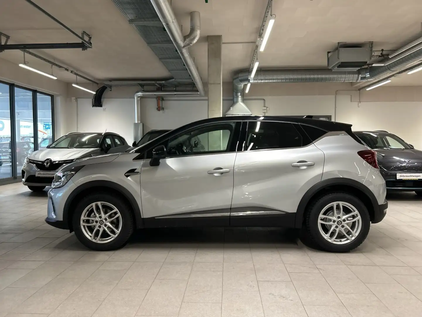 Renault Captur II Techno, Rückfahrkamera Klima Navi Noir - 2