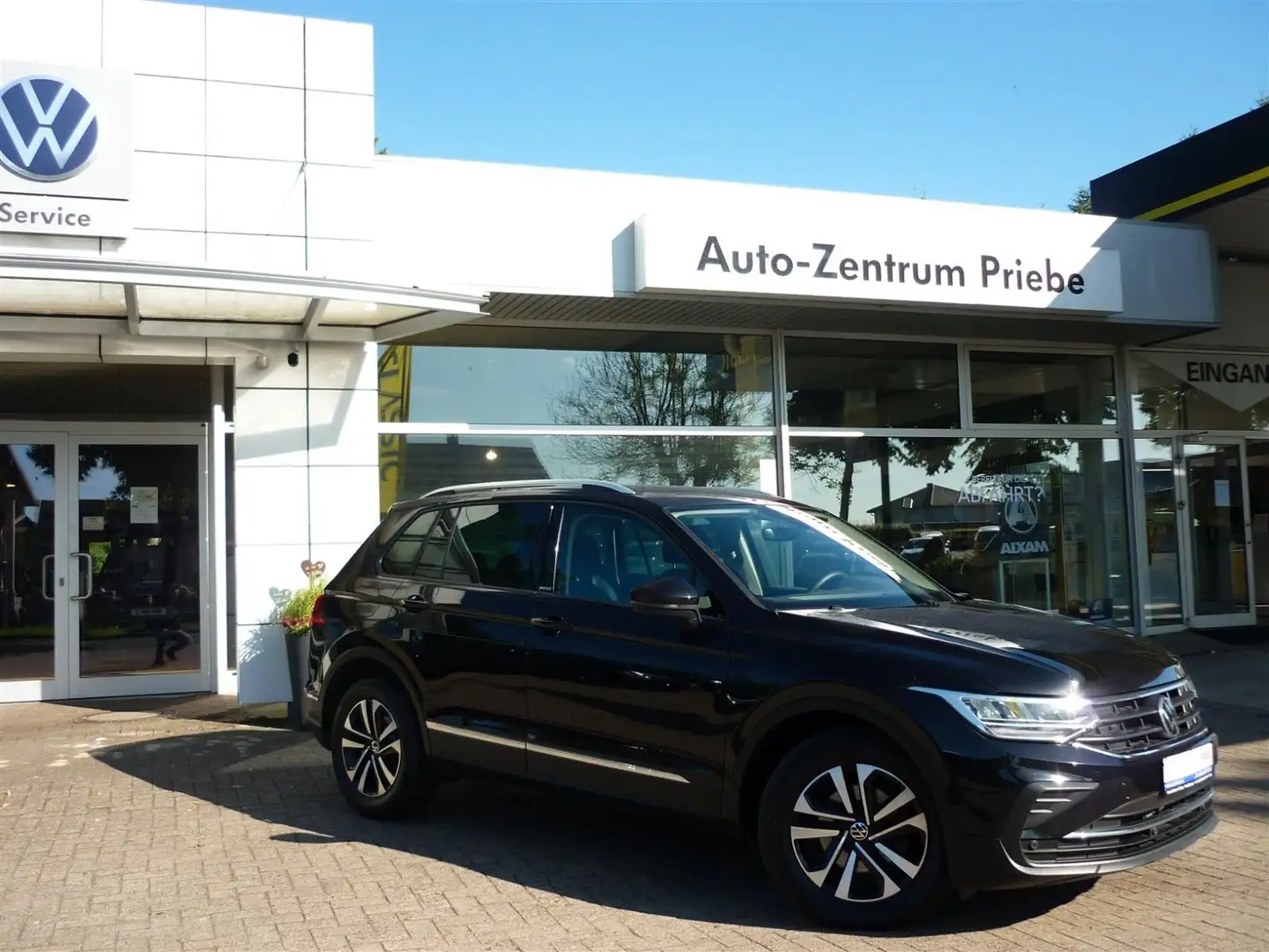 Volkswagen Tiguan 2,0l TDI DSG United+AHK+Navi+eHeck+Cam Noir - 1