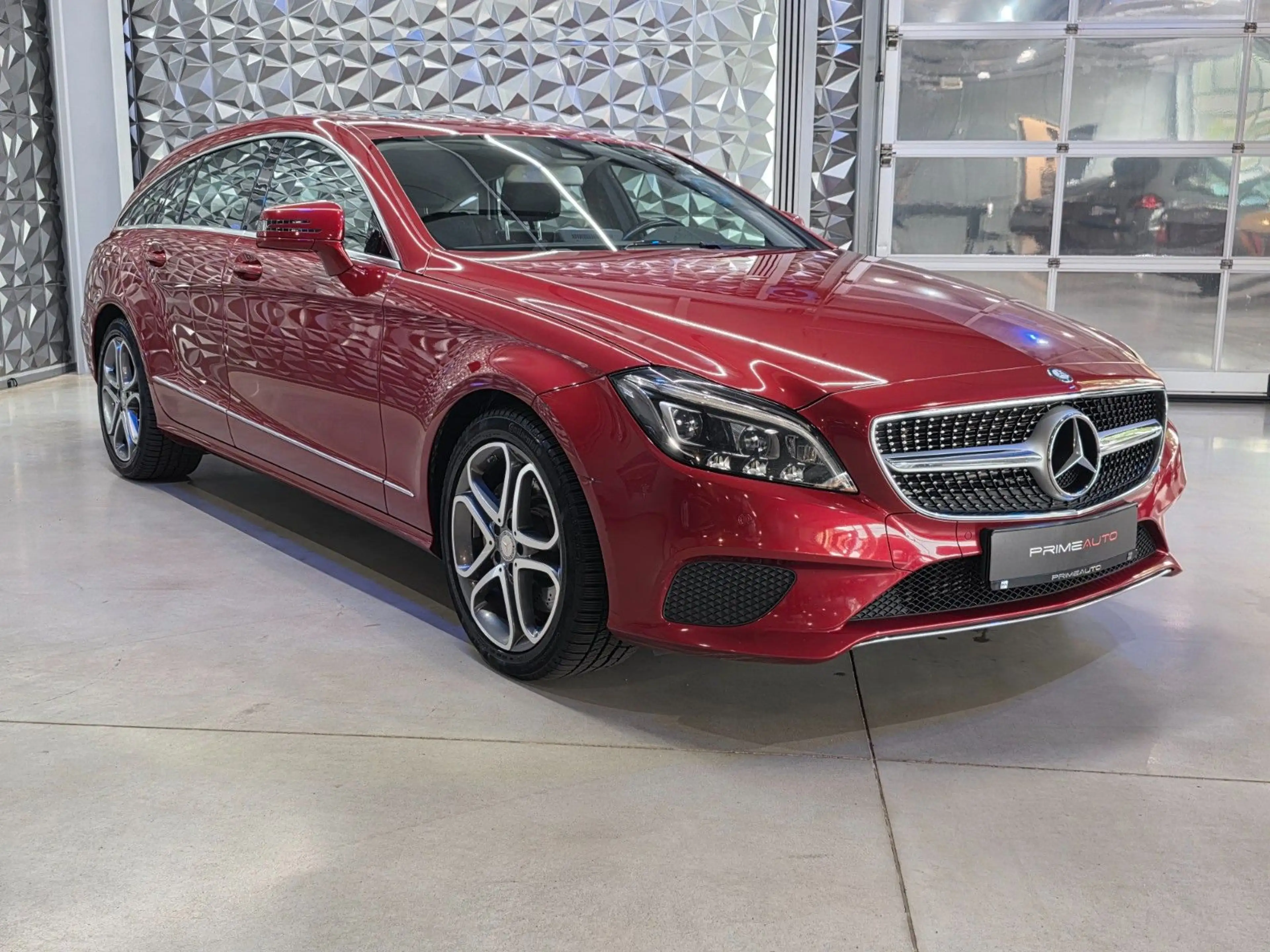 Mercedes-Benz CLS 350 — photo 3