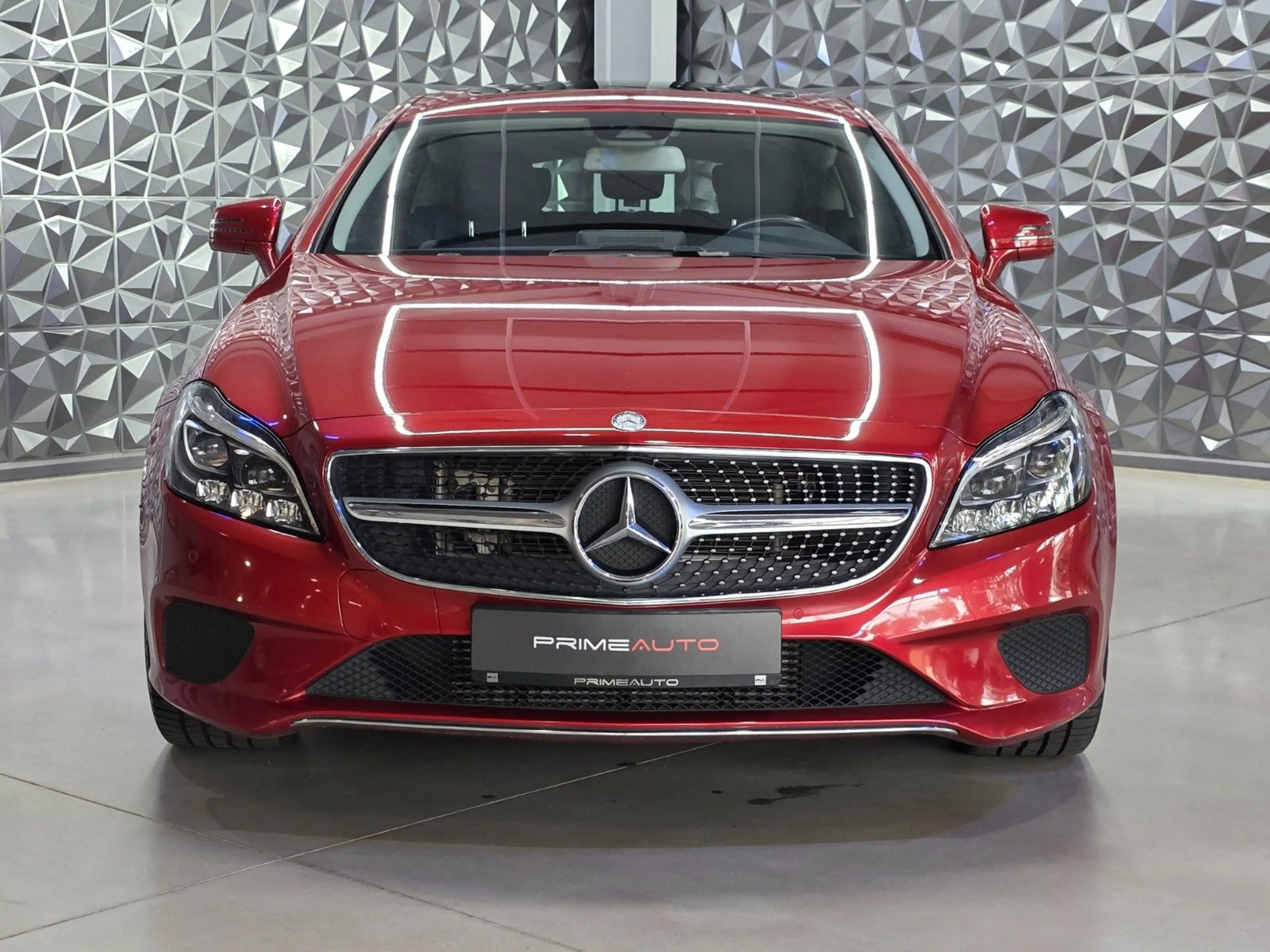 Mercedes-Benz CLS 350 — photo 2