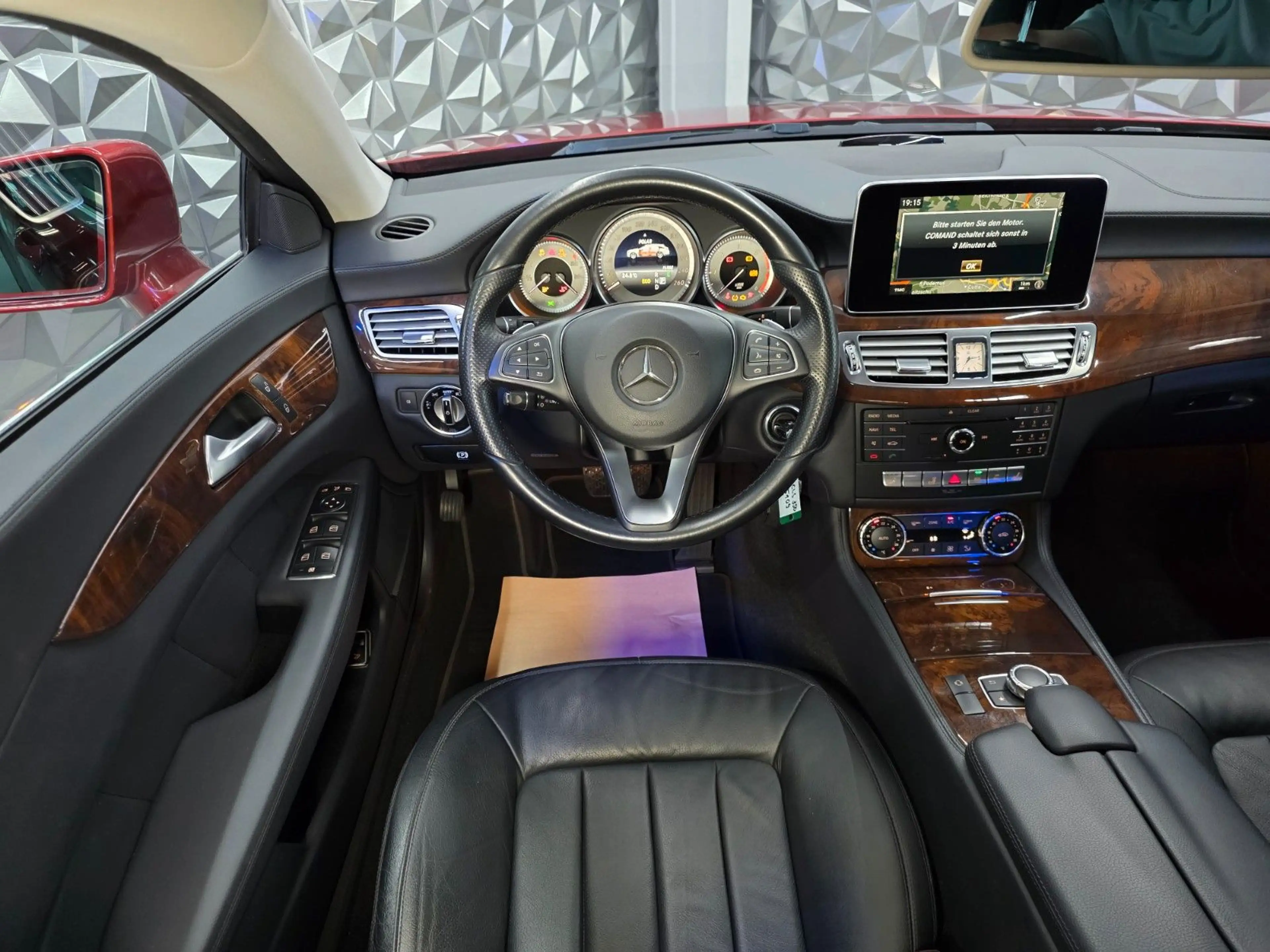Mercedes-Benz CLS 350 — photo 10