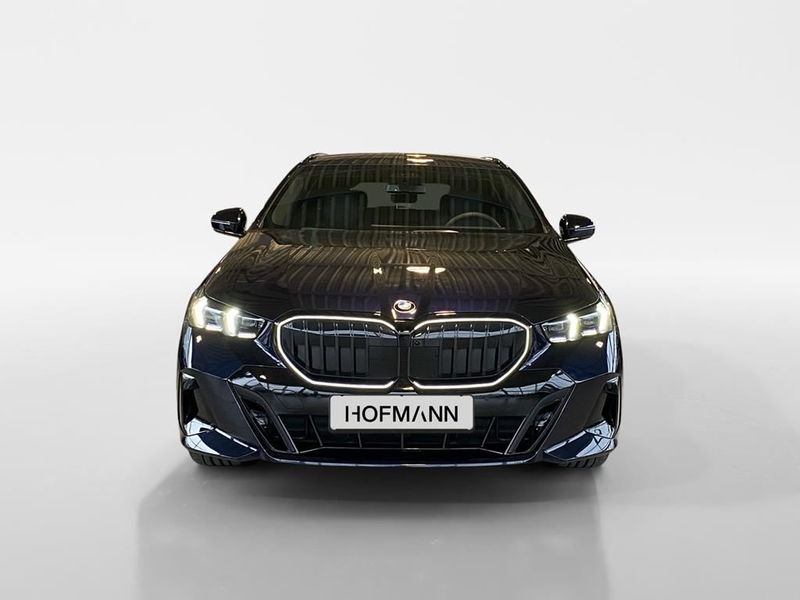 BMW 540 M Sport Pro — photo 2