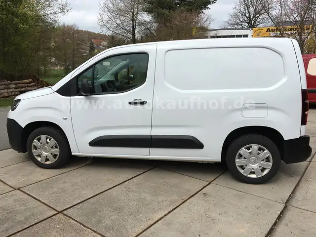 Citroen Berlingo view 4