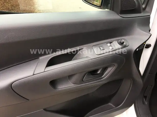 Citroen Berlingo view 13
