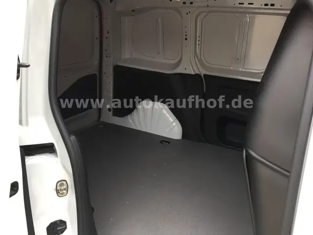 Citroen Berlingo view 10