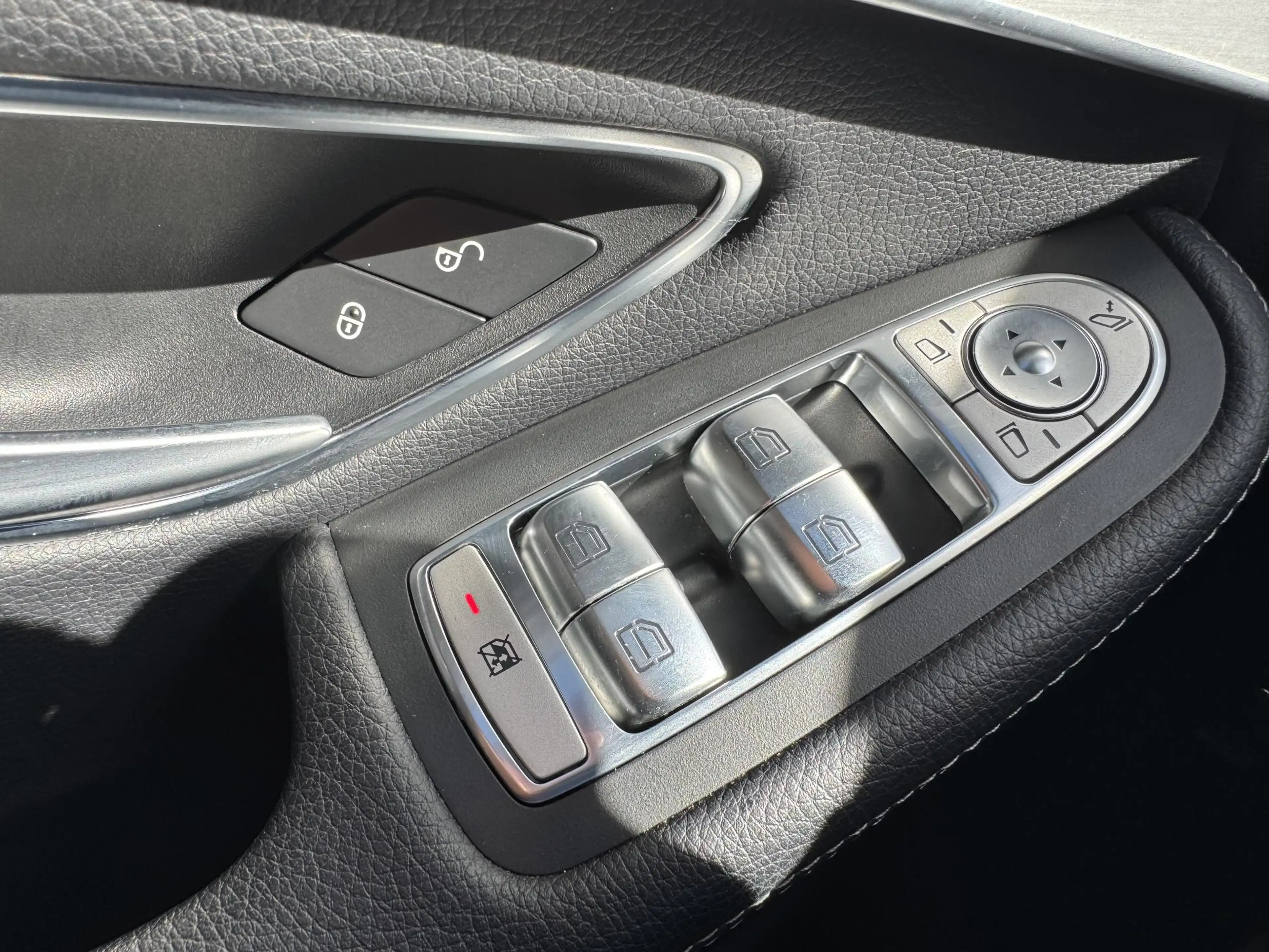 Mercedes-Benz GLC 350 350e 4MATIC+Trekhaak+Panodak!! — photo 16