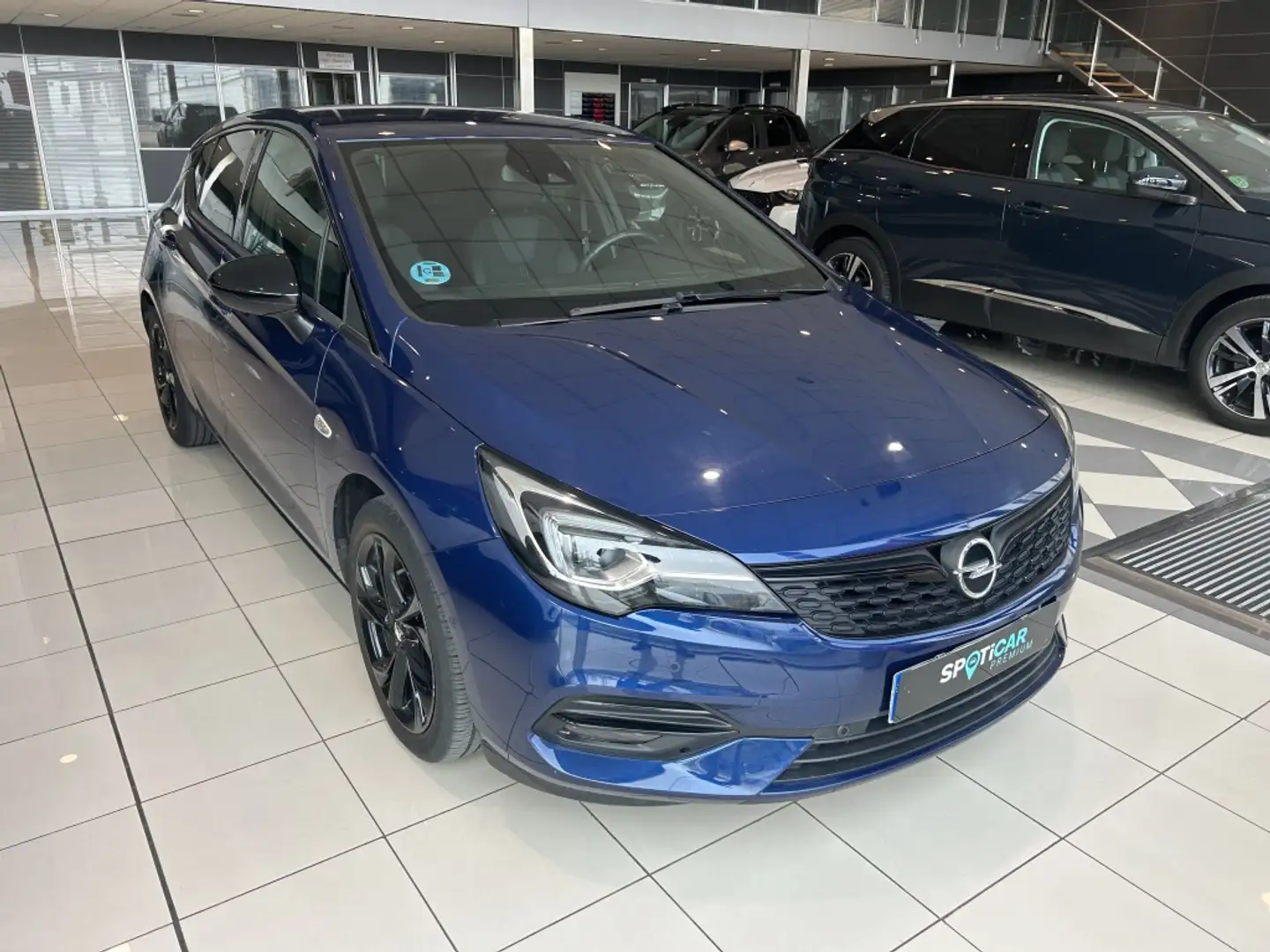 Opel Astra 1.2T S/S Ultimate 145 Bleu - 1